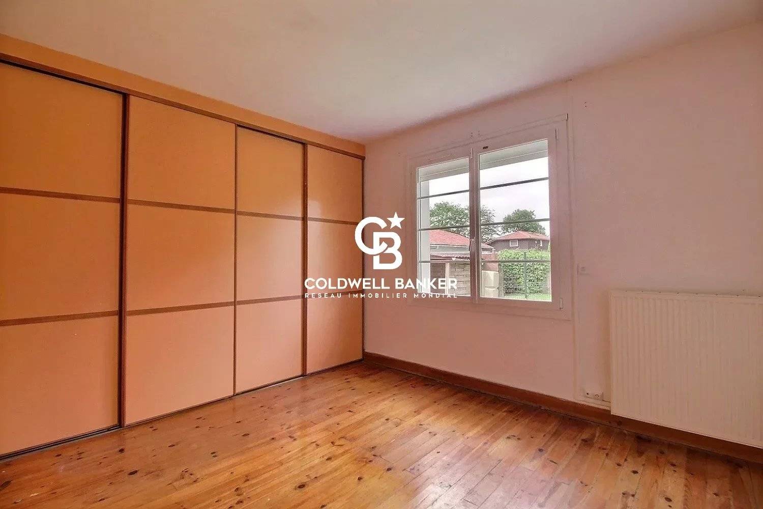 Charmante villa basquaise avec piscine et beau potentiel Taussat - Côté Bassin 