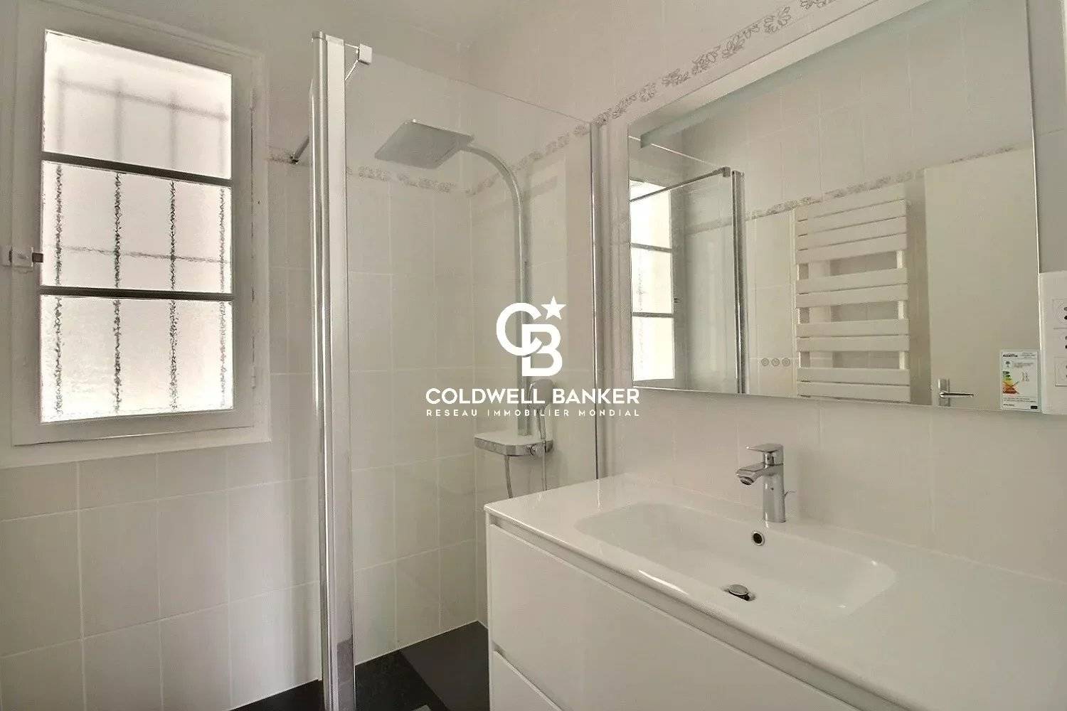 Charmante villa basquaise avec piscine et beau potentiel Taussat - Côté Bassin 