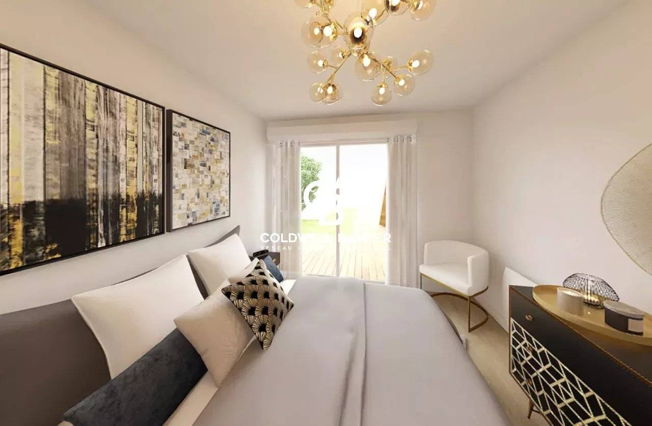 Maison rénovée avec jardin et garage – Bordeaux Croix Blanche