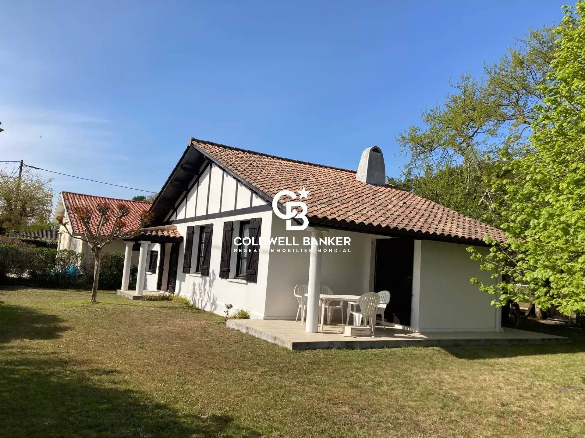 Villa néo basque rénovée quartier Falgouet à Andernos-les-Bains