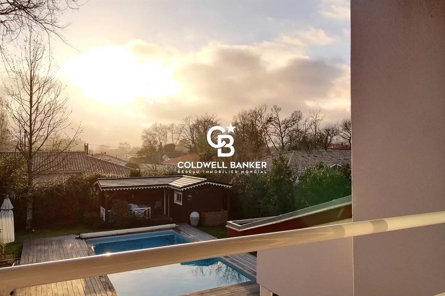 Maison d'architecte avec piscine et grand terrain - Andernos Broustic