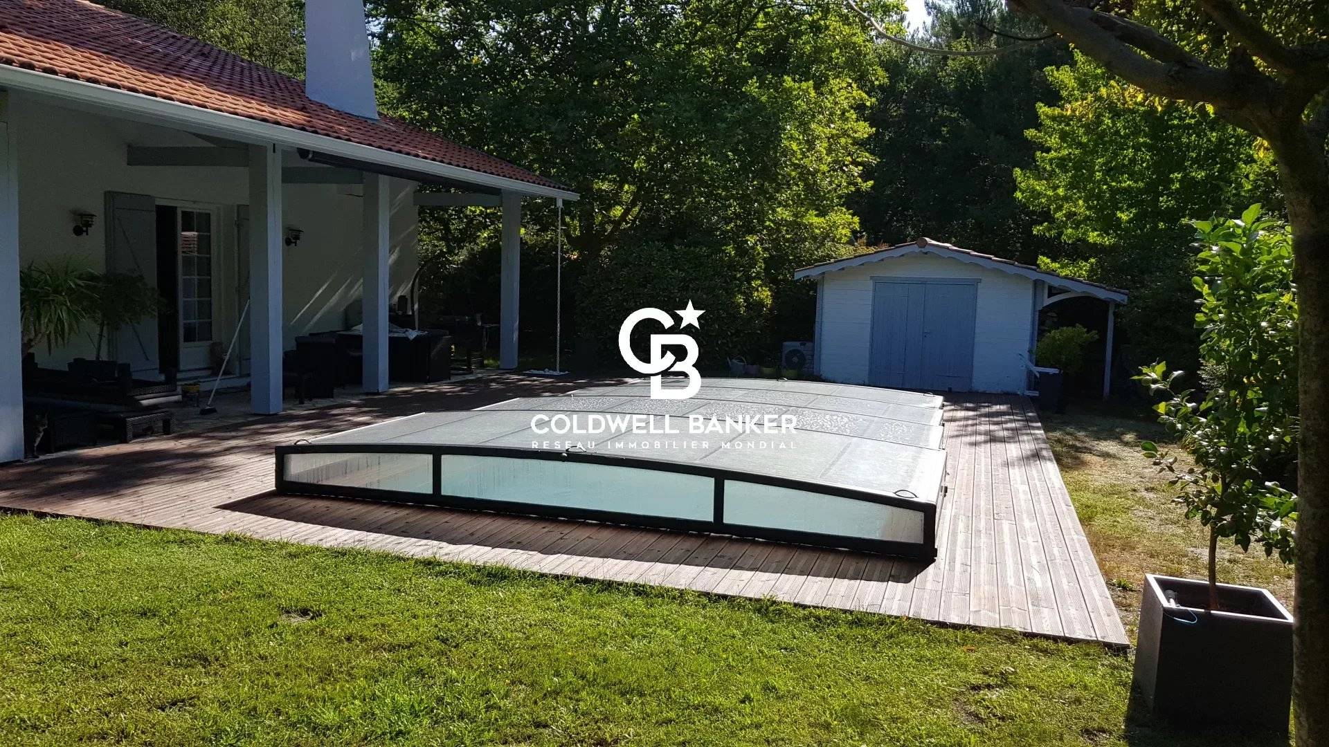 Belle néo-landaise rénovée avec piscine et mode de vie éco-responsable à Sanguinet