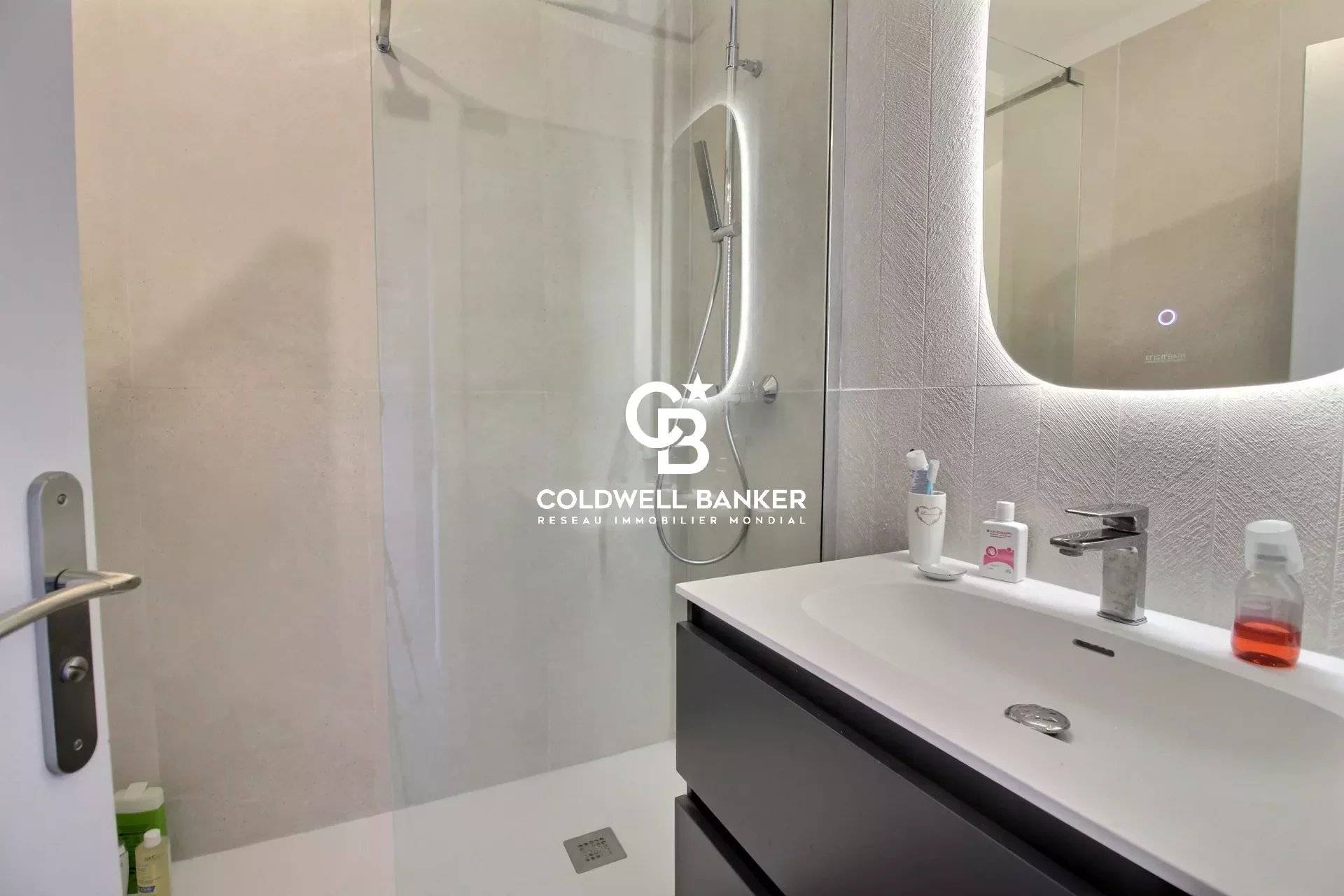 Élégant T3 rénové avec vue bassin à vendre quartier Pereire à Arcachon