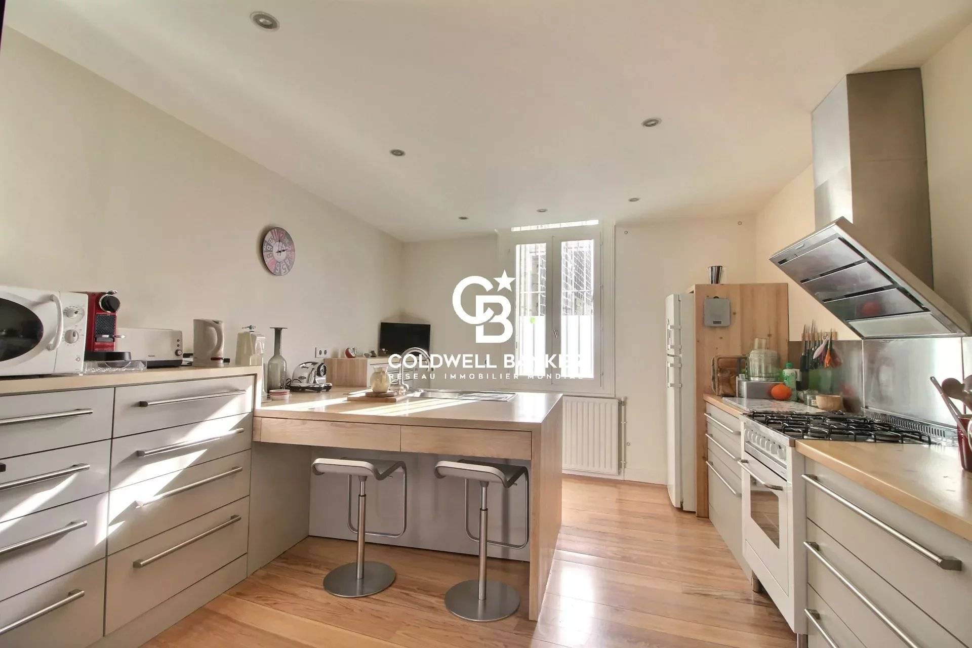 Double échoppe avec jardin, piscine, garage et dépendance Bordeaux