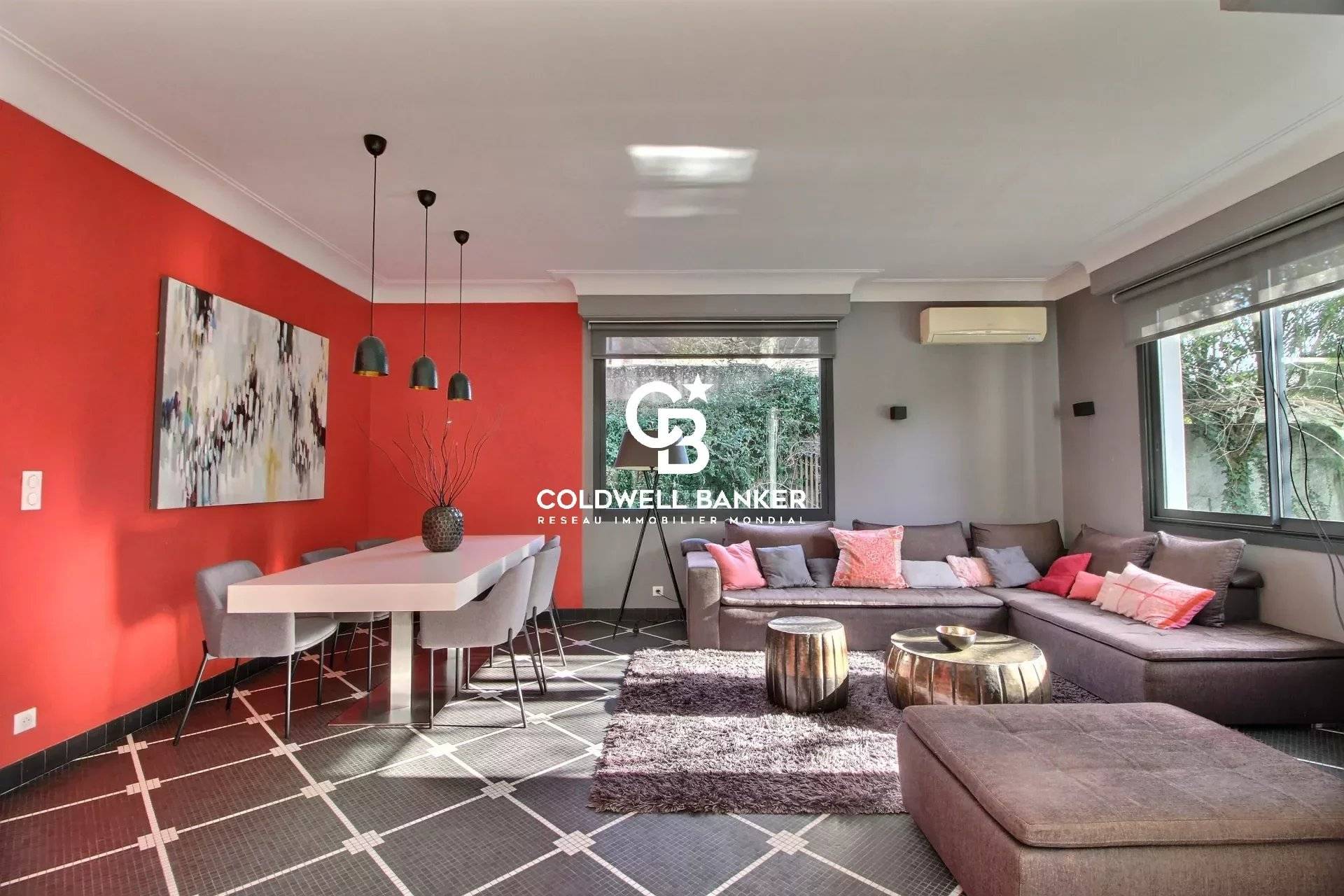 Maison familiale avec piscine, grand jardin et double garage Le Bouscat 