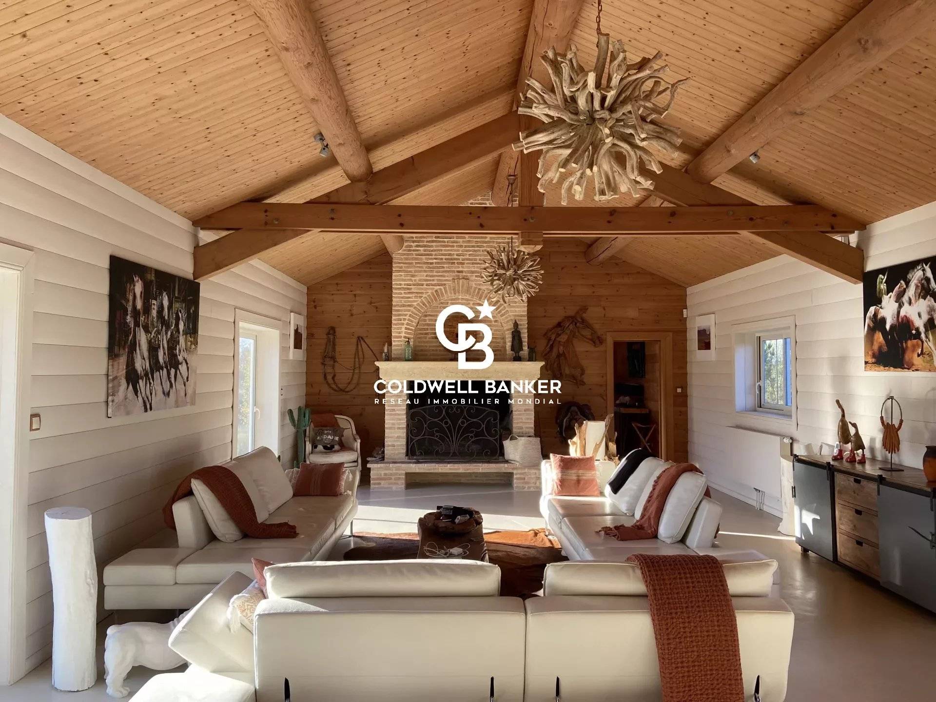 Propriété rénovée de 54 hectares à 30 minutes de Bordeaux