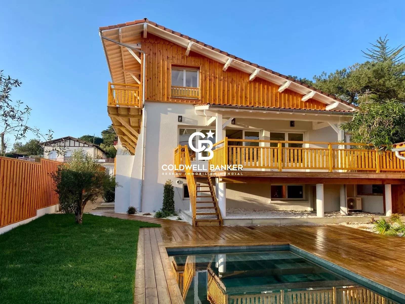 Exceptional family villa with panoramic view of the Bassin, Lège-Cap-Ferret