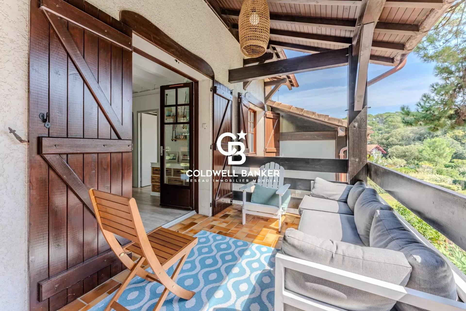 Appartement à vendre à Pyla-sur-Mer – T2 avec terrasse, jardin et dépendance à deux pas de la plage