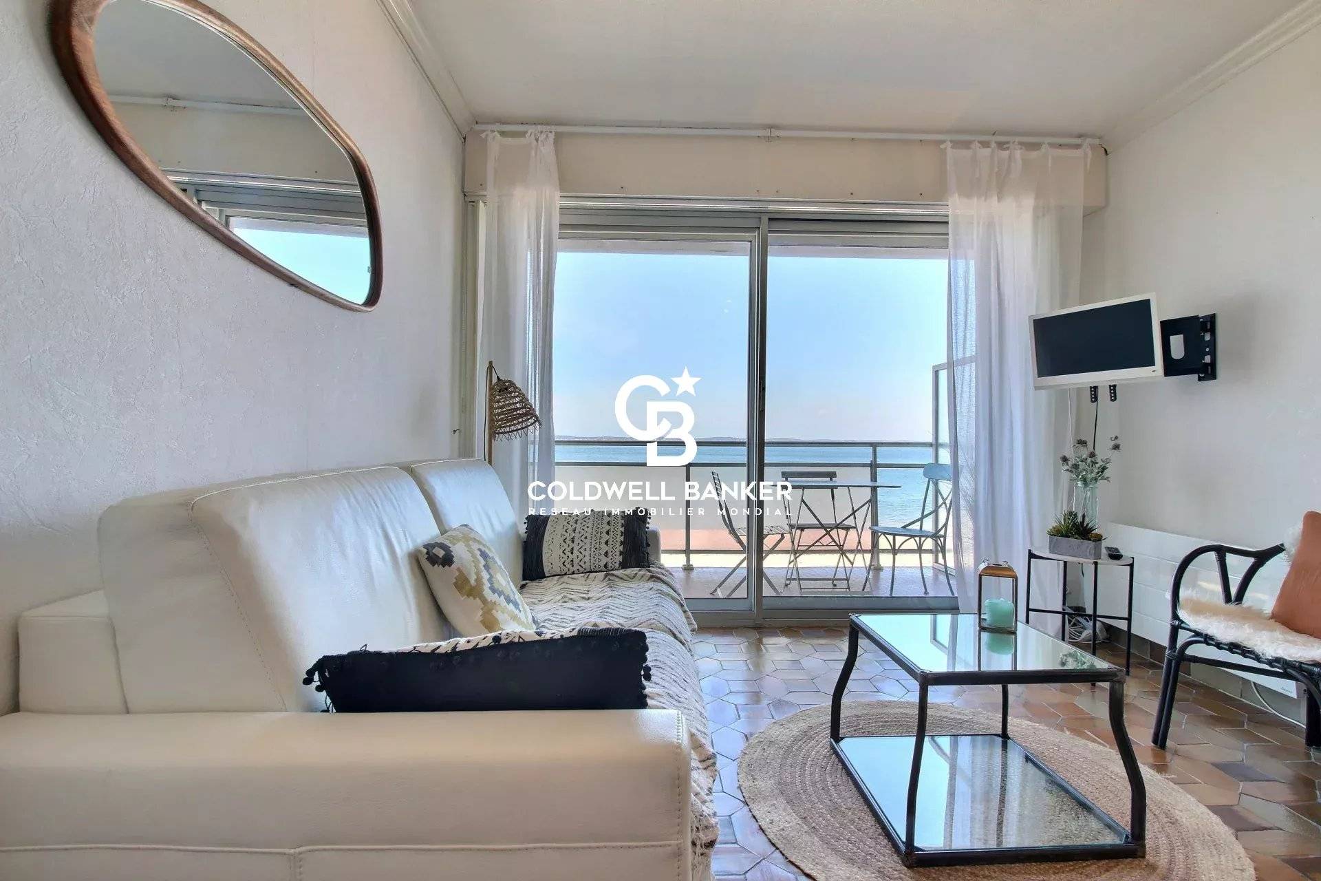 Appartement à vendre Arcachon – vue bassin en première ligne, terrasse et parking quartier Pereire