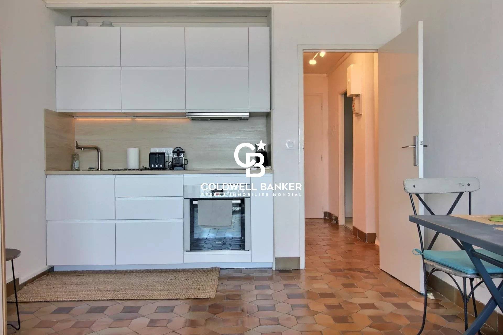 Appartement à vendre Arcachon – vue bassin en première ligne, terrasse et parking quartier Pereire