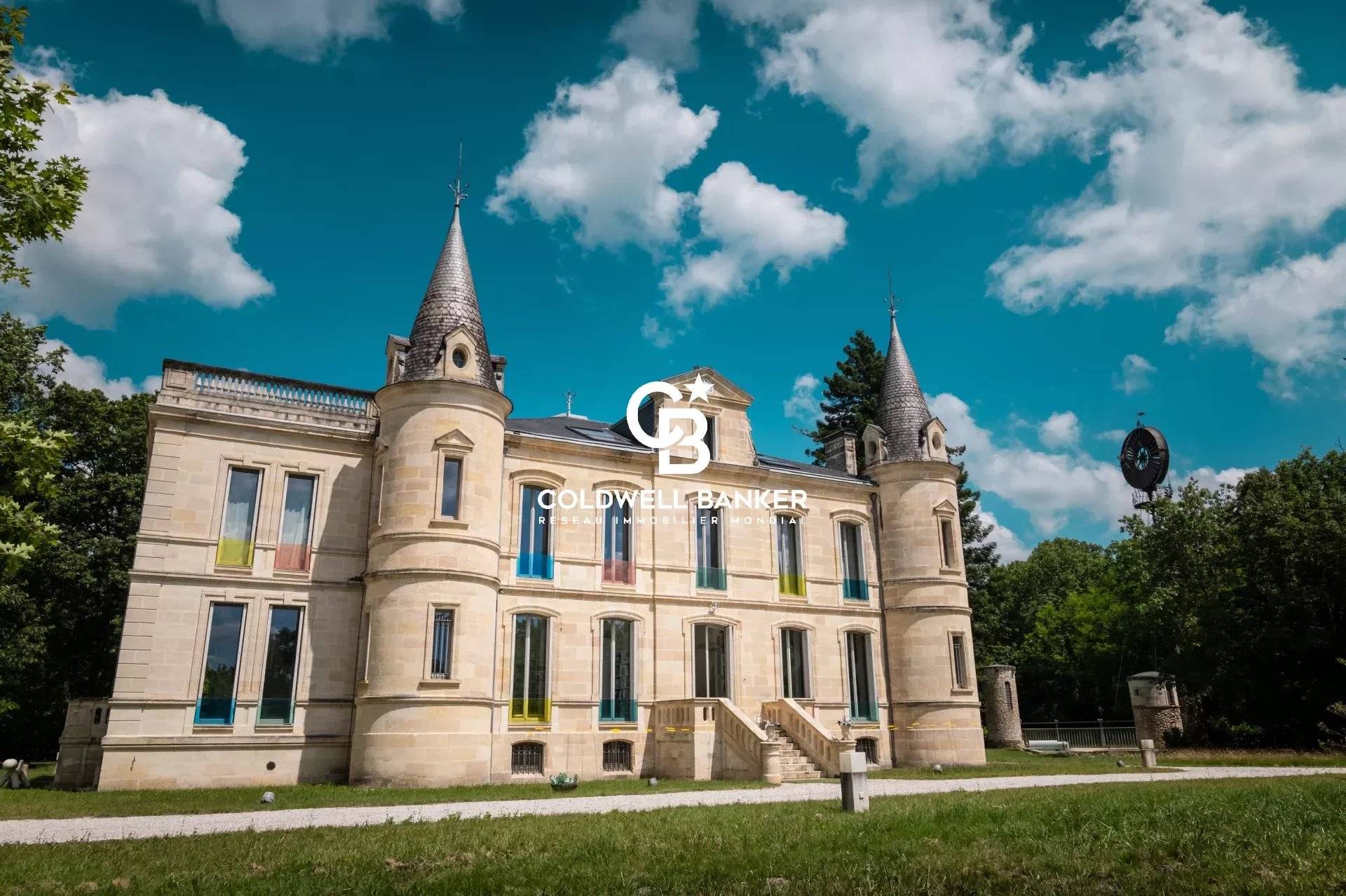 Magnifique Château Napoléon III rénové à 25 minutes de Bordeaux - Cestas