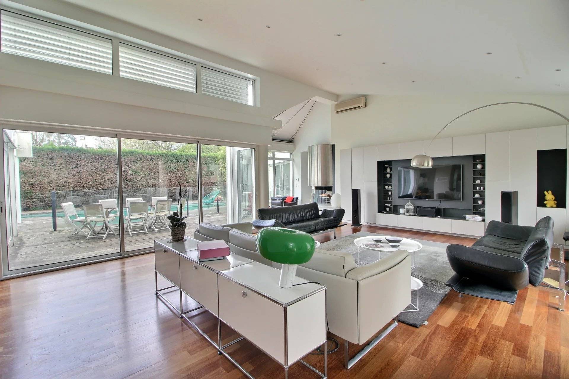 Maison familiale 4 chambres avec piscine proximité Tram D - Le Bouscat