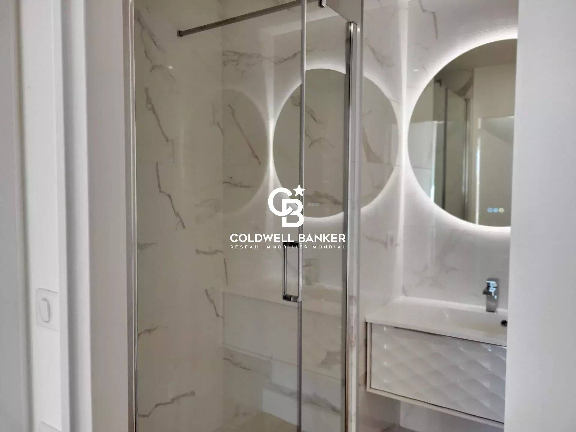 Appartement T4 avec terrasse à 400m de l'église Saint Augustin - Mérignac