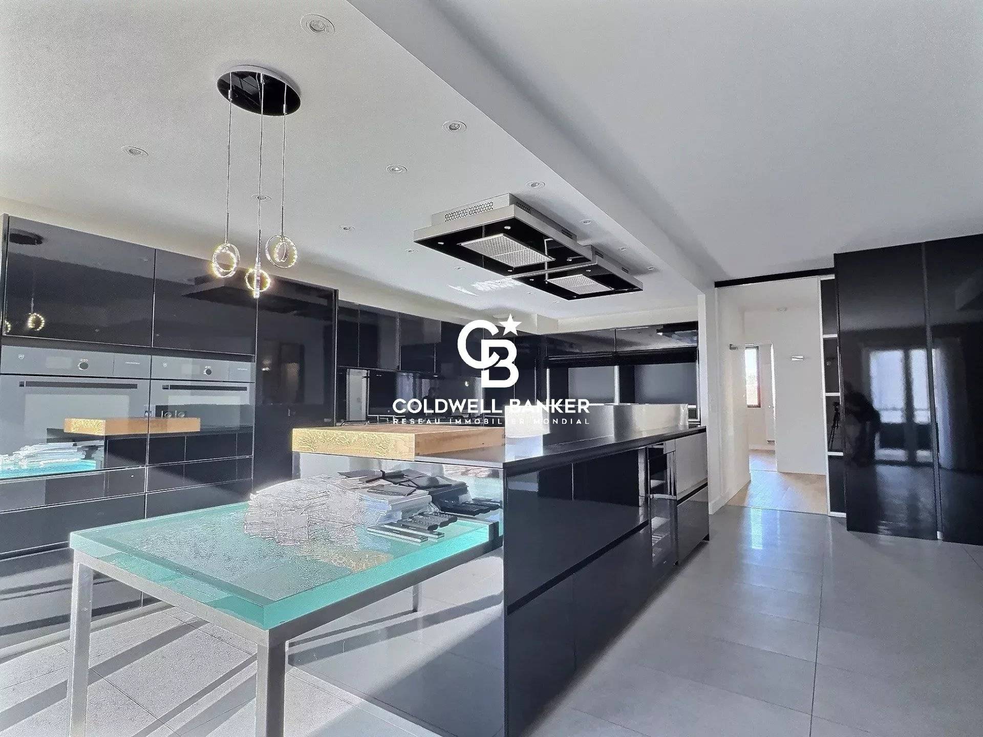 Appartement à vendre Arcachon Centre - 3 chambres, terrasse et box