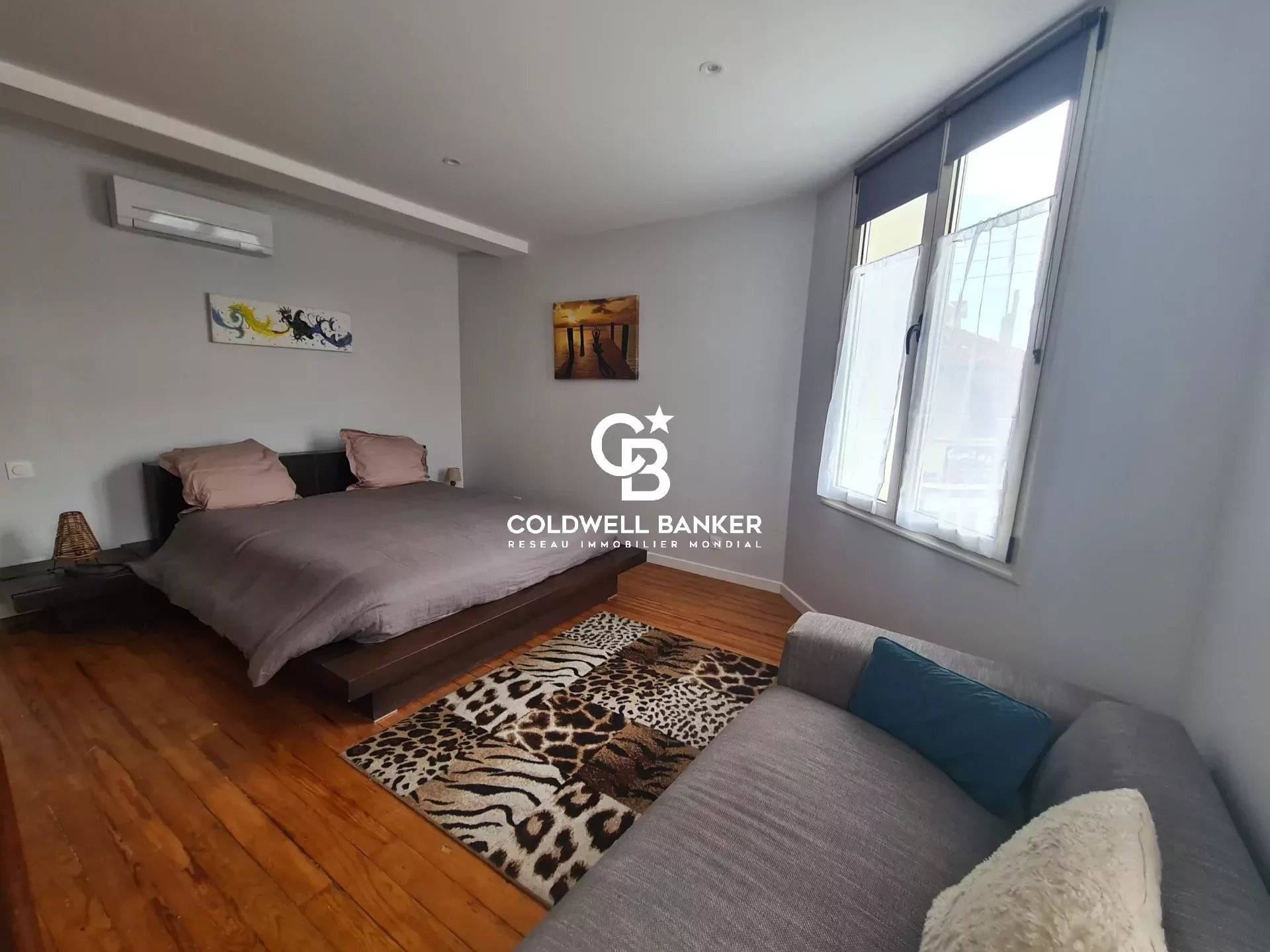 Appartement à vendre Arcachon Centre : T5 rénové avec terrasse et parking