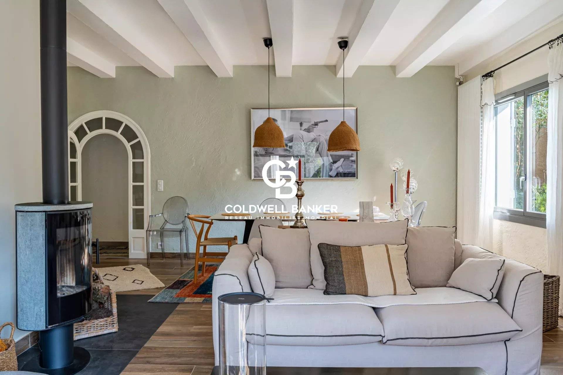 Maison Gaume à vendre à Arcachon Abatilles - rénovée, plain-pied, piscine et jardin paysager