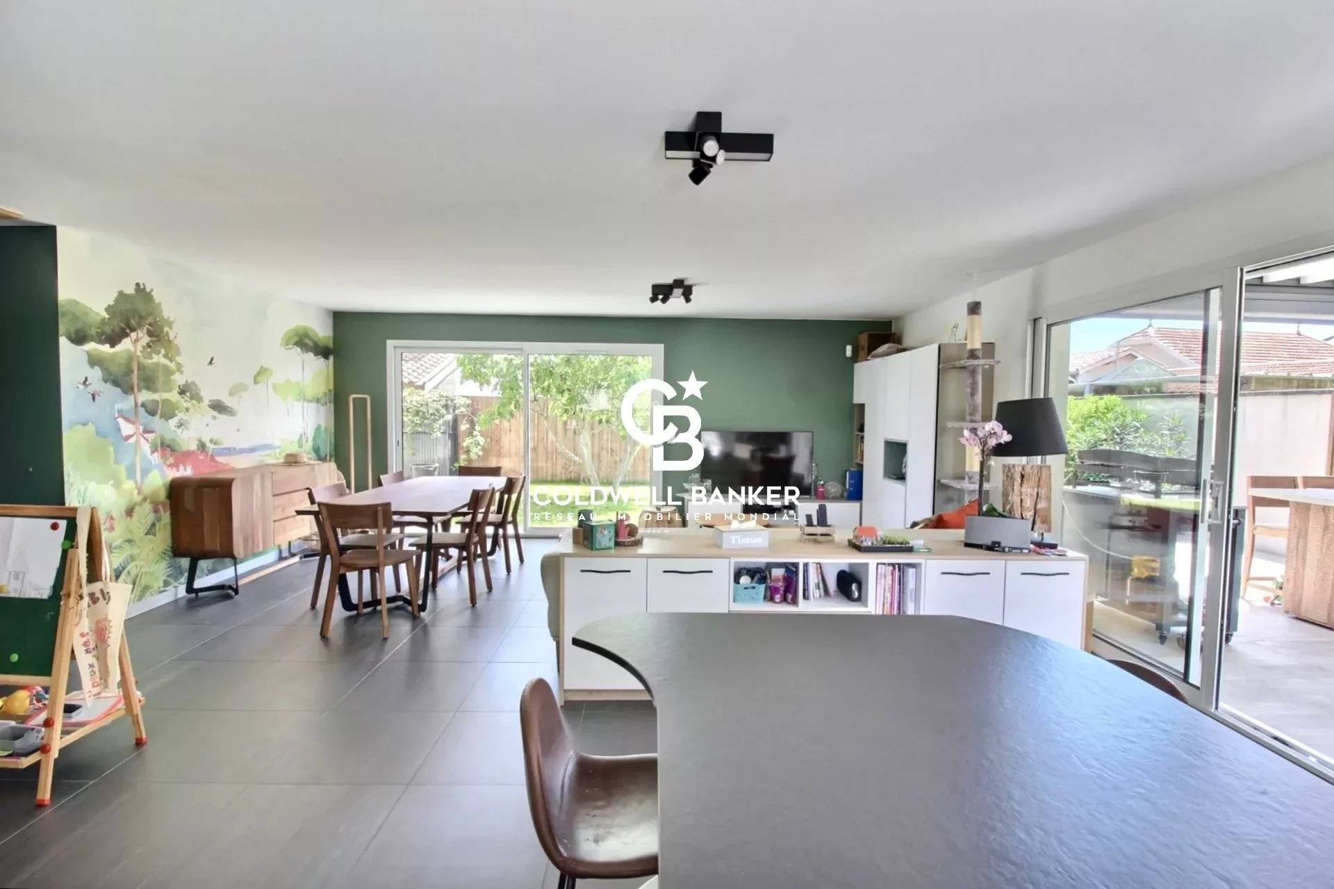 Villa style arcachonnaise au calme avec piscine - La Teste-de-Buch Hypercentre