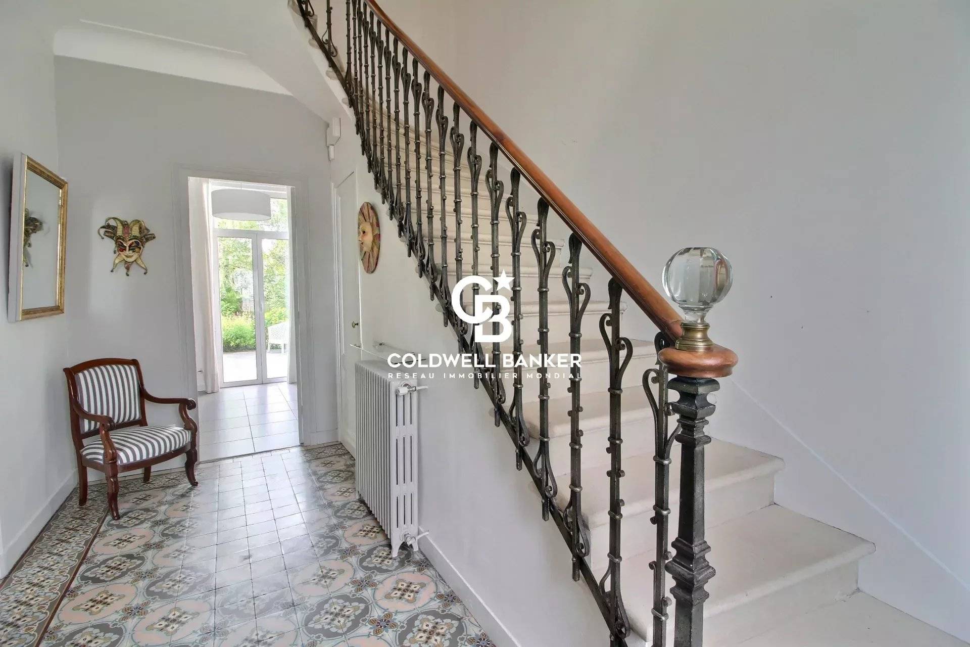 Maison familiale en pierre avec garage Bordeaux - Quartier Barrière du Médoc