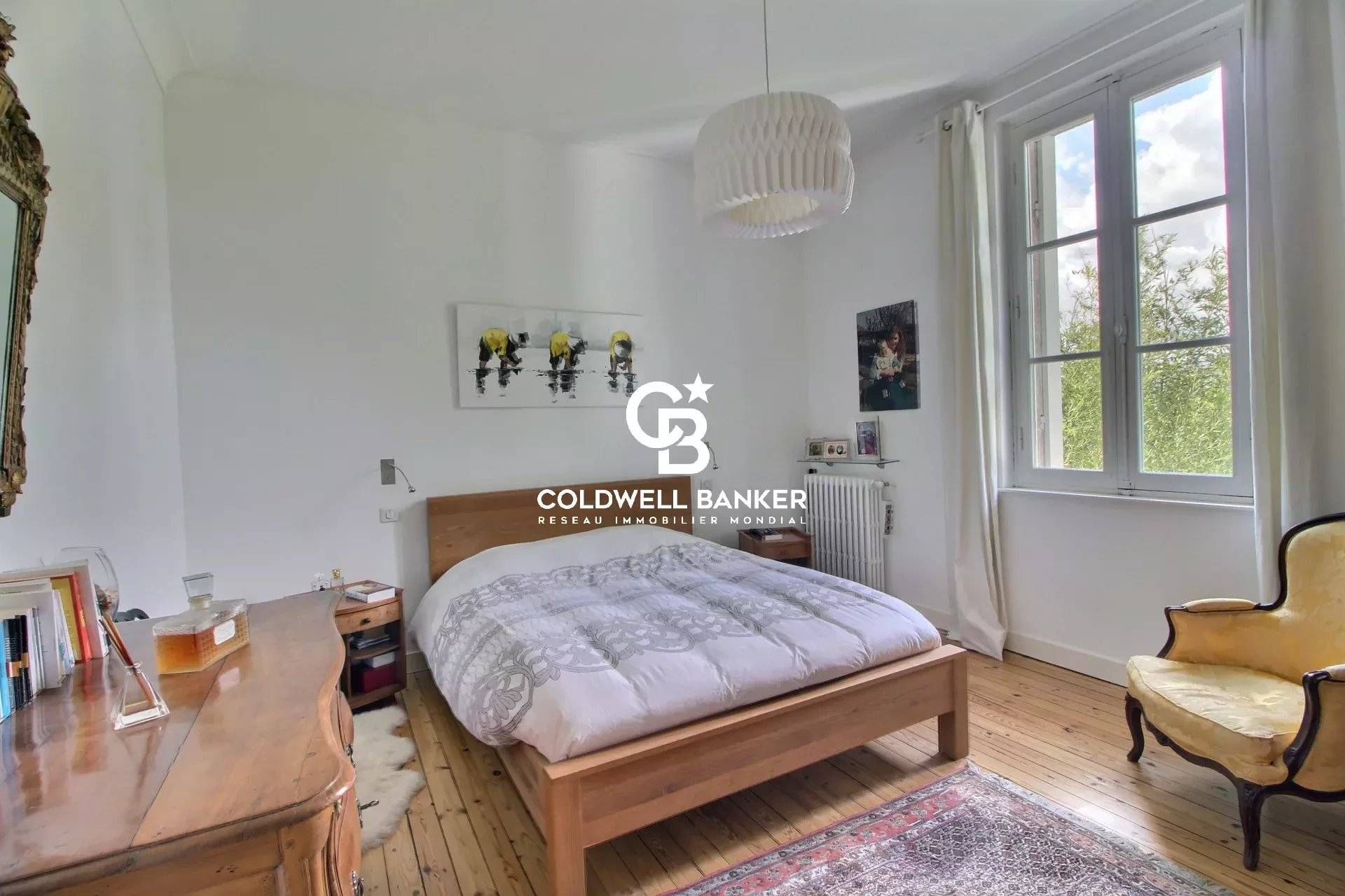 Maison familiale en pierre avec garage Bordeaux - Quartier Barrière du Médoc