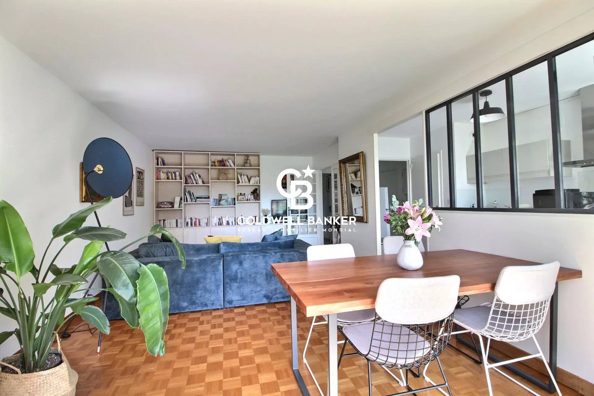 Appartement T3 avec terrasse et parking à vendre Quarrtierr Saint Seurin / Fondaudège Bordeaux