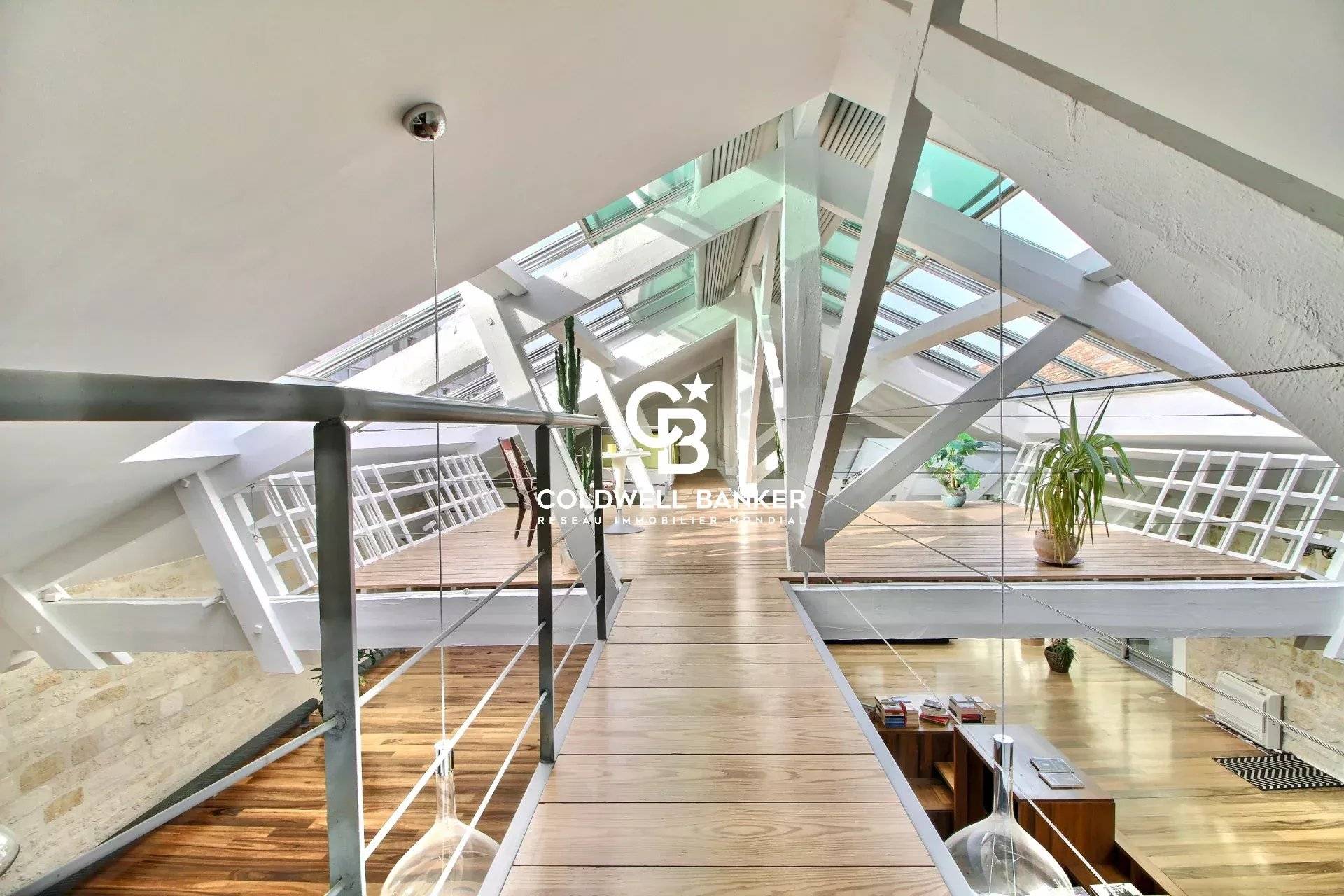 Appartement à vendre Bordeaux Chartrons - loft contemporain volumes exceptionnels terrasse