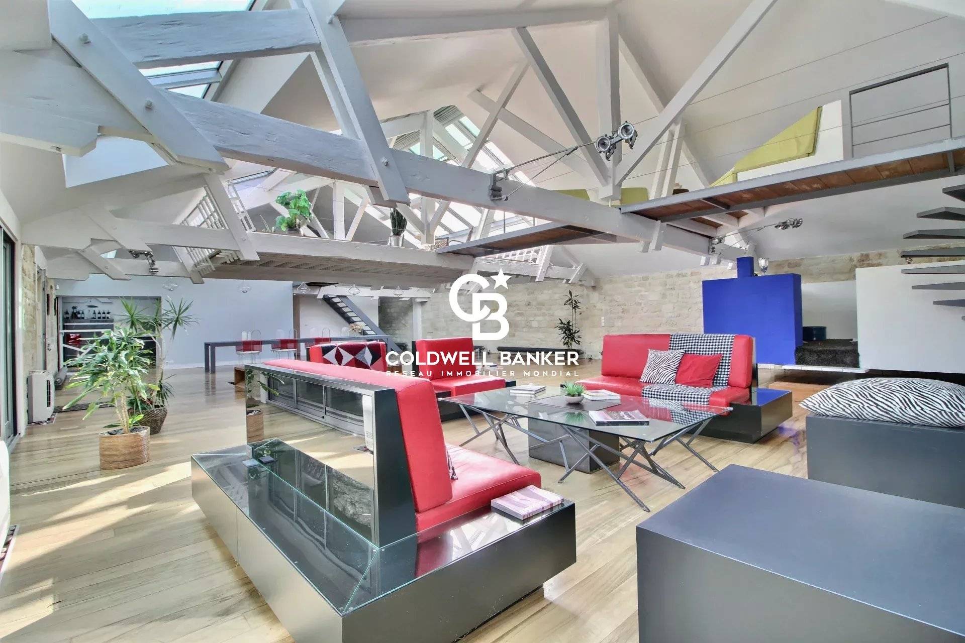 Appartement à vendre Bordeaux Chartrons - loft contemporain volumes exceptionnels terrasse