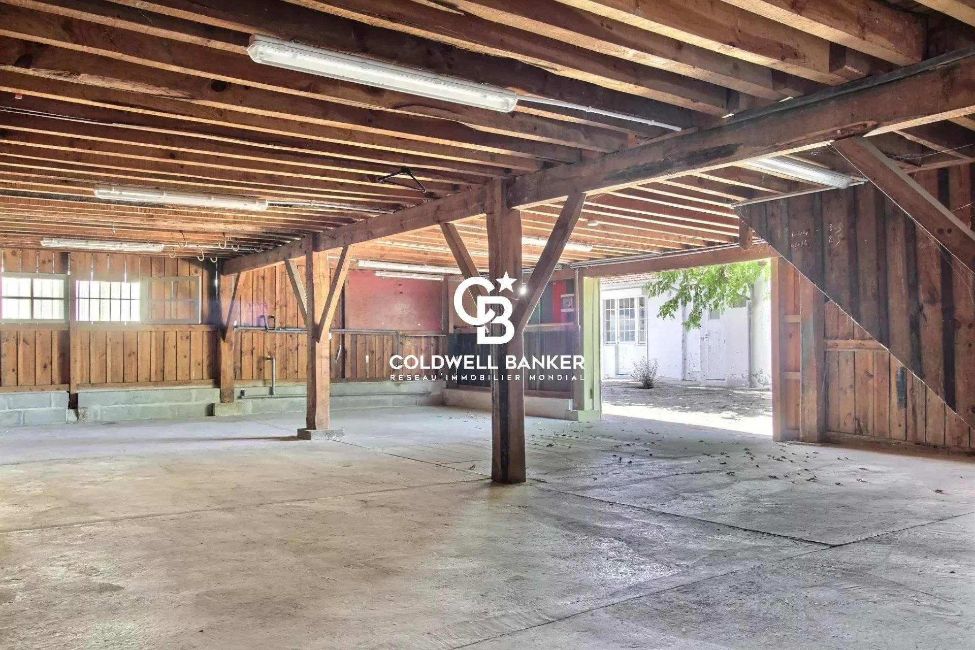 Ensemble immobilier de 330m² avec jardin - quartier Ville d'Automne à Arcachon