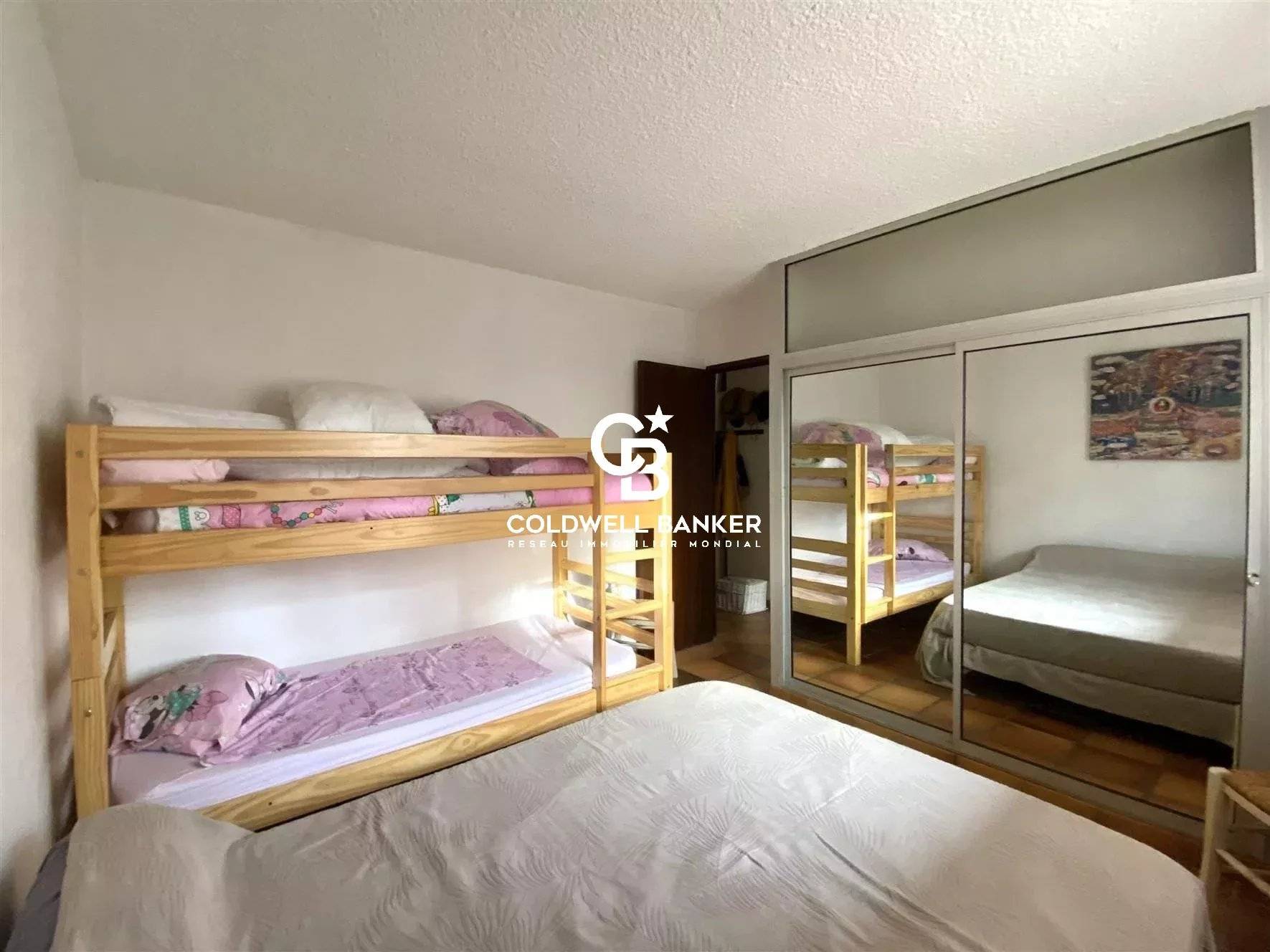 Maison à vendre à Claouey Cap Ferret - grand terrain, fort potentiel, 4 chambres