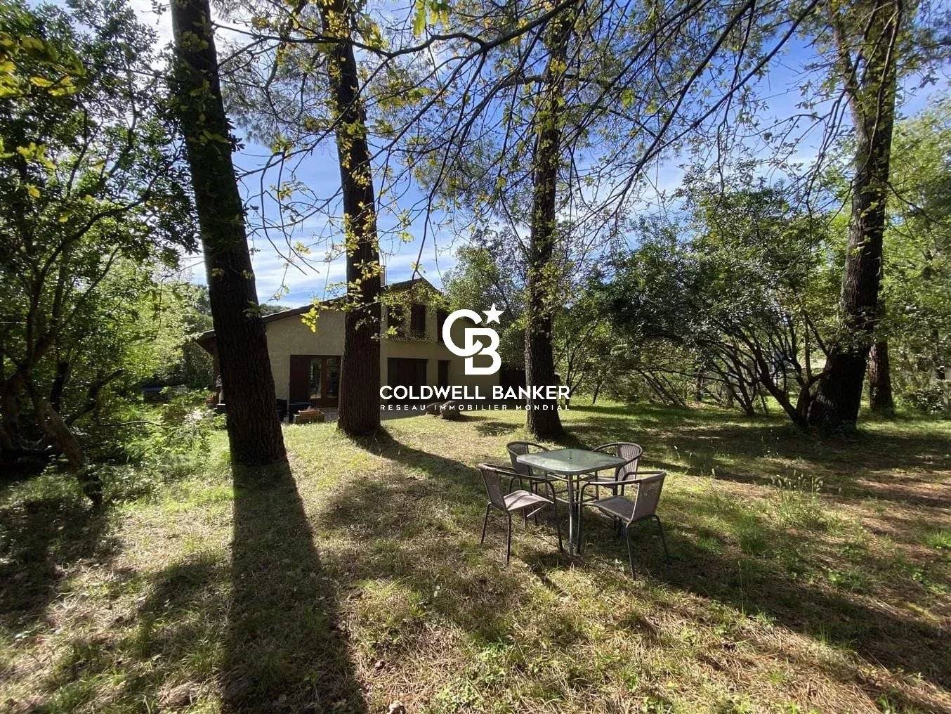 Maison à vendre à Claouey Cap Ferret - grand terrain, fort potentiel, 4 chambres