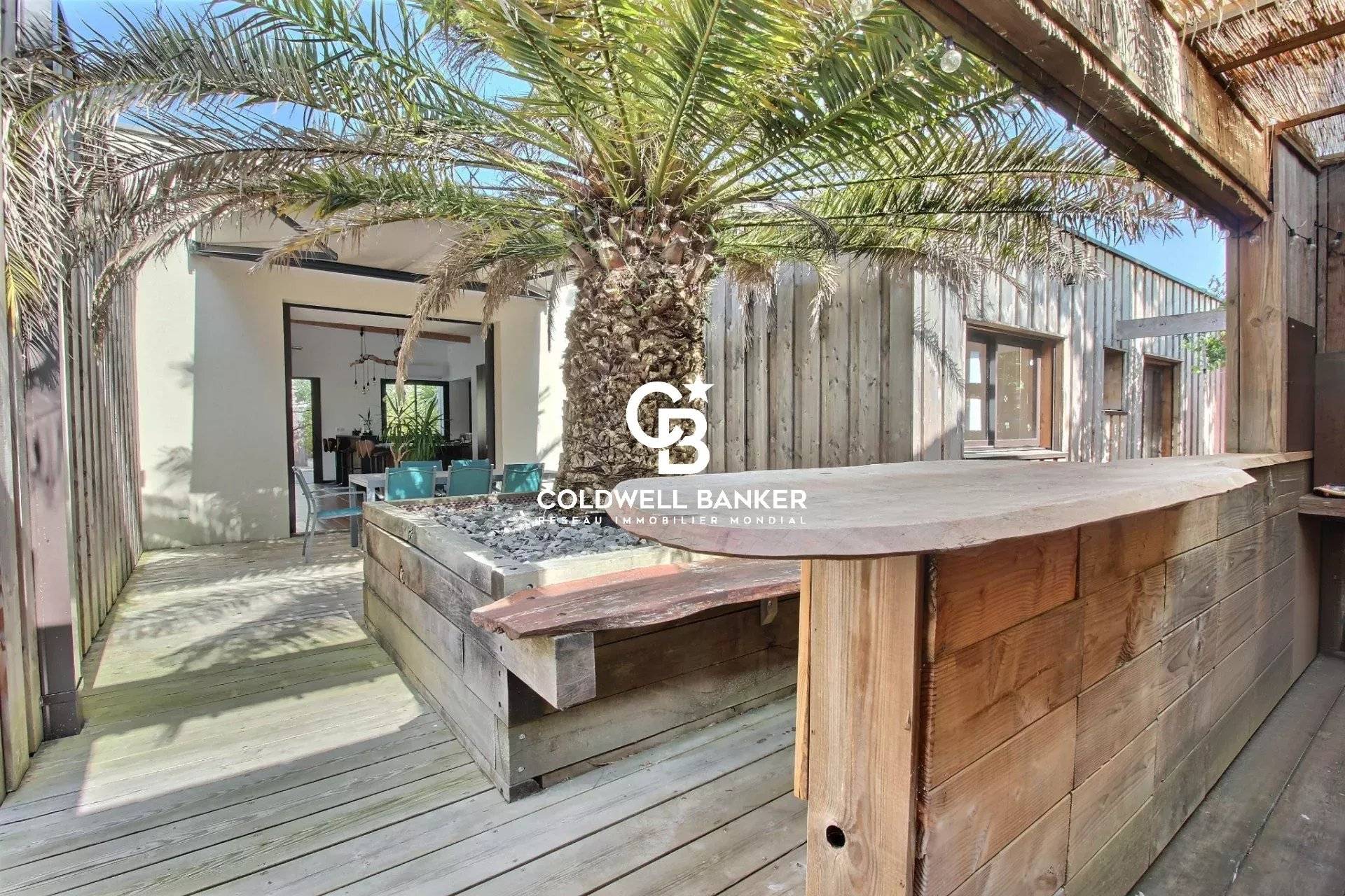 Maison à vendre à Gujan-Mestras - ossature bois, 5 chambres, prestations haut de gamme