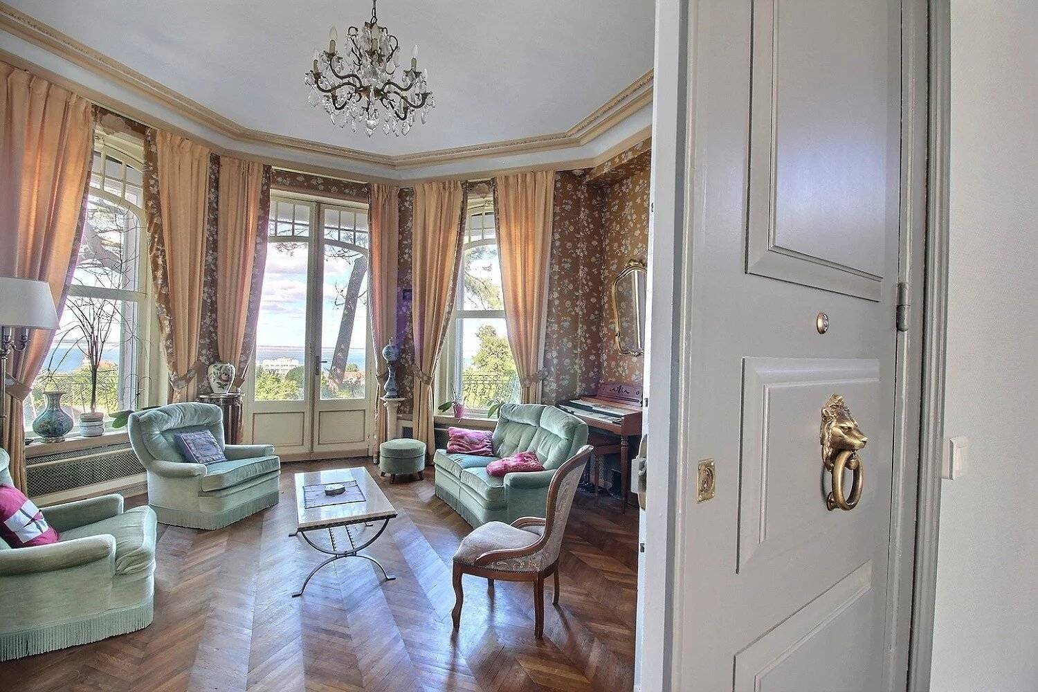 Appartement à vendre Arcachon Ville d'Hiver - vue Bassin, jardin privatif et garage double