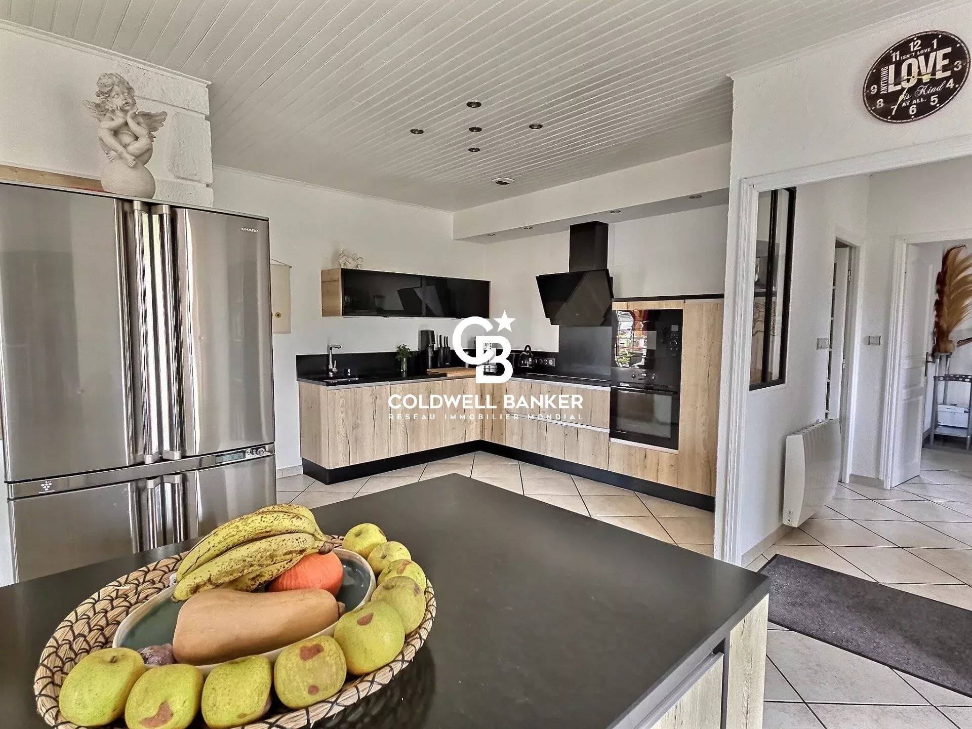 Maison à vendre Biscarrosse-Bourg - spacieuse, de plain-pied avec véranda et 4 chambres