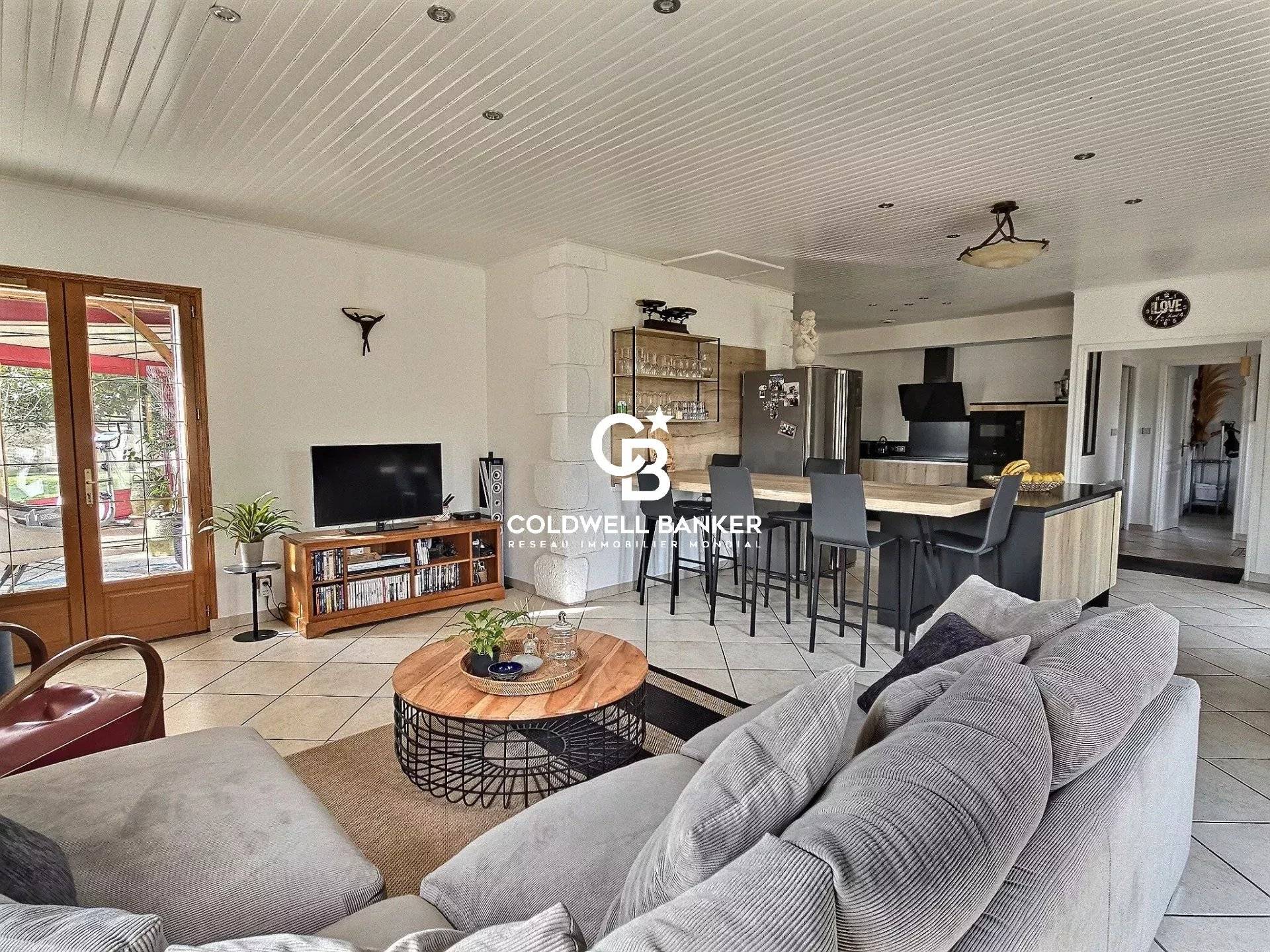 Maison à vendre Biscarrosse-Bourg - spacieuse, de plain-pied avec véranda et 4 chambres