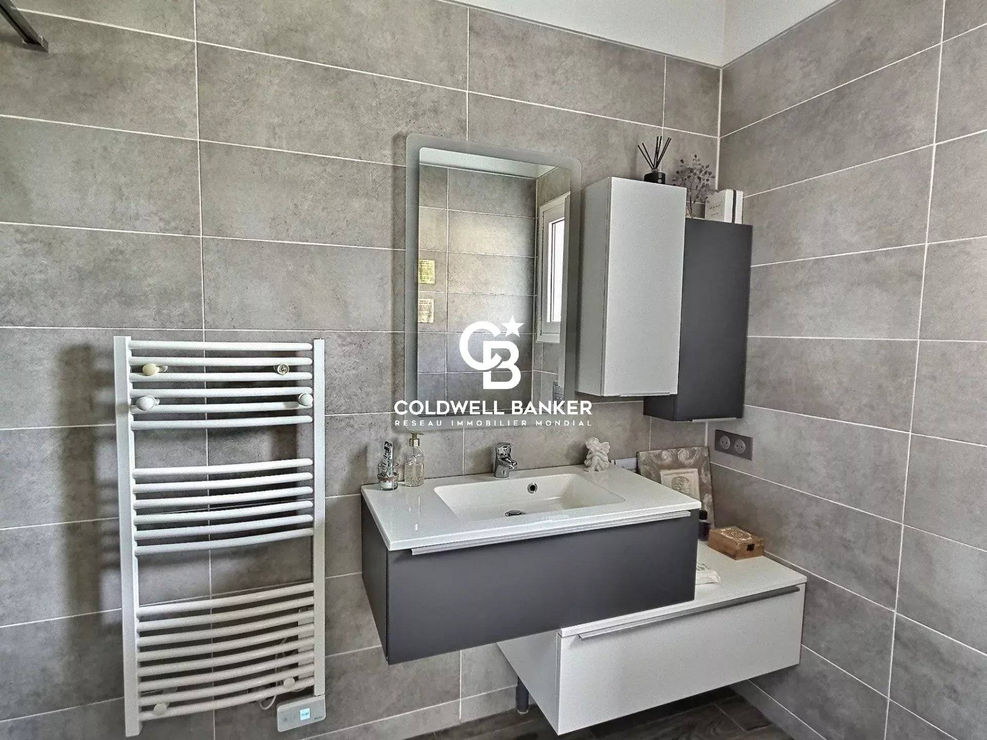 Maison à vendre Biscarrosse-Bourg - spacieuse, de plain-pied avec véranda et 4 chambres