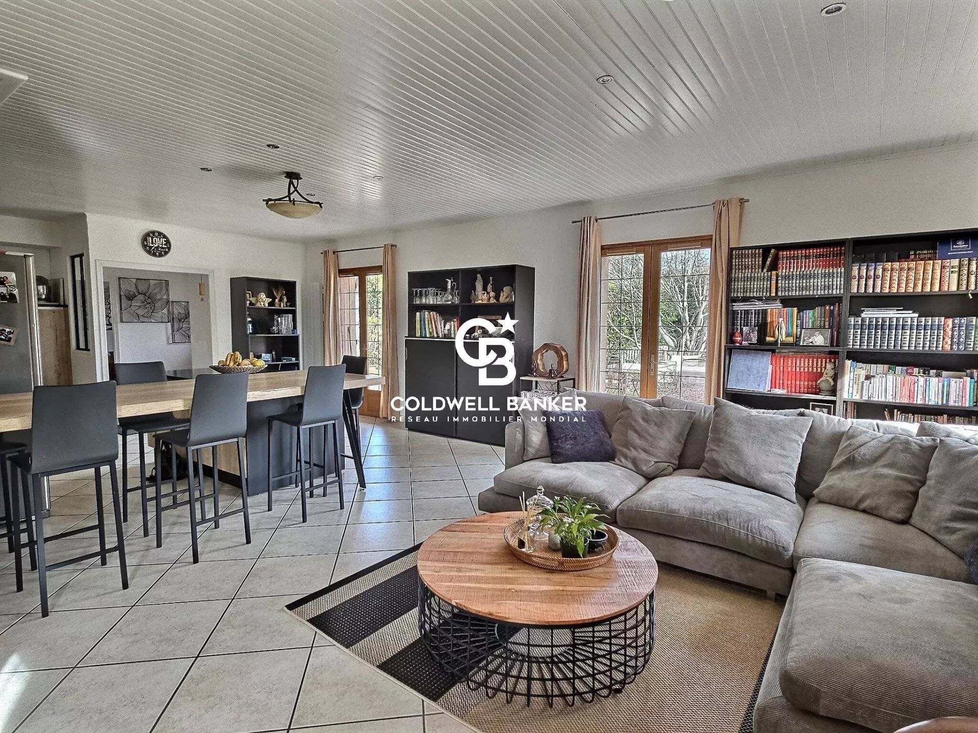 Maison à vendre Biscarrosse-Bourg - spacieuse, de plain-pied avec véranda et 4 chambres