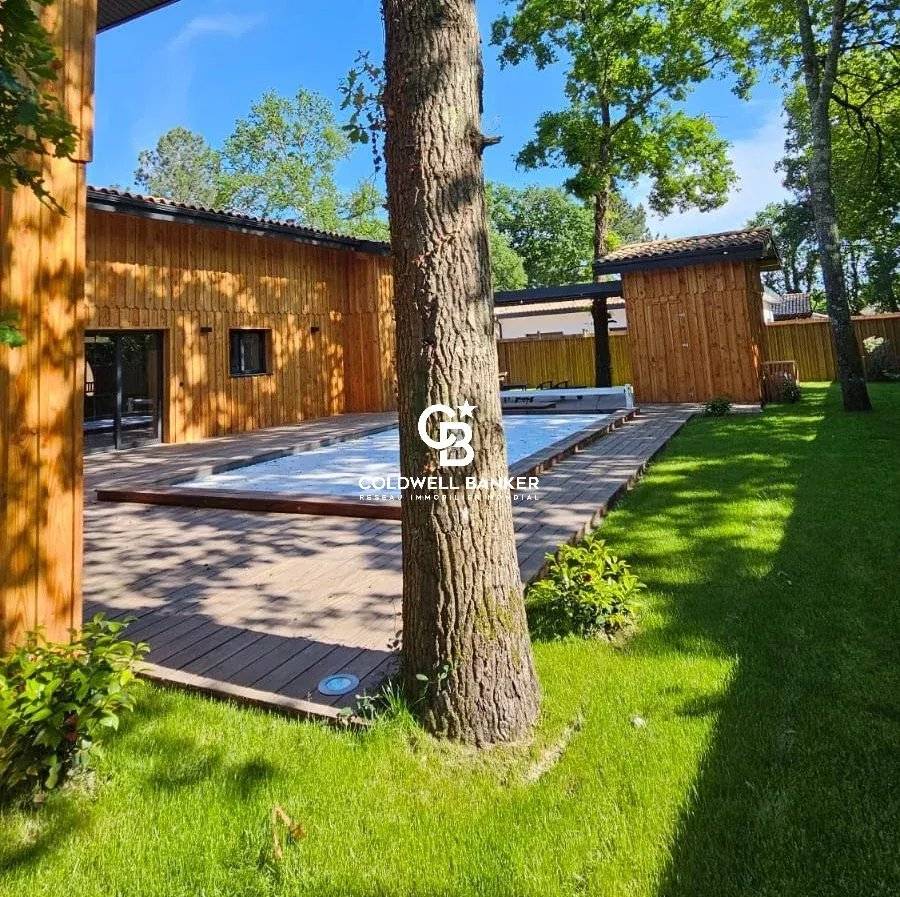 Maison à vendre à Lège-Cap-Ferret – villa neuve de 200 m² avec piscine, garage et prestations modernes