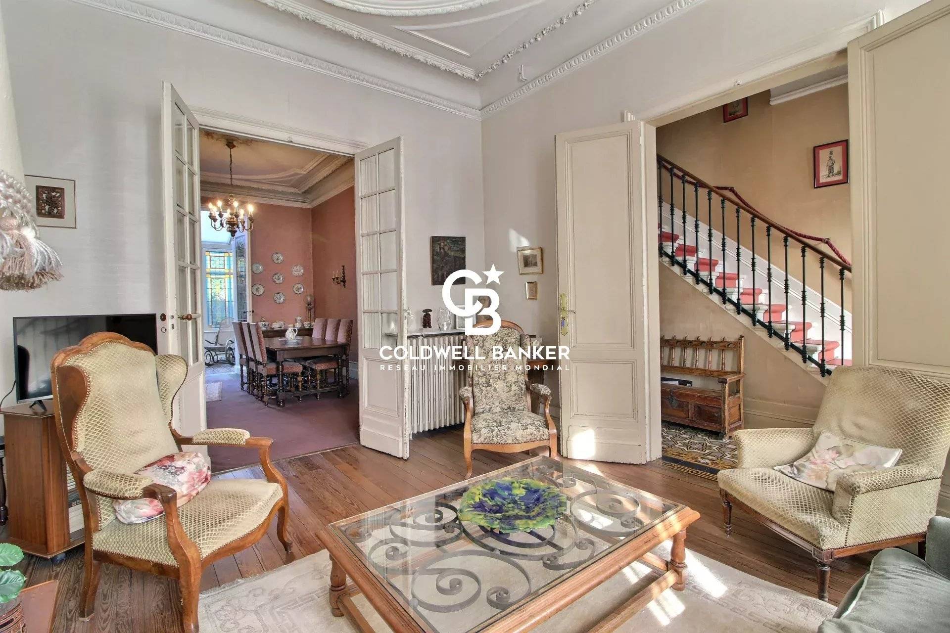 Maison bourgeoise à vendre Bordeaux Croix Blanche – 5 chambres, jardin, cachet ancien