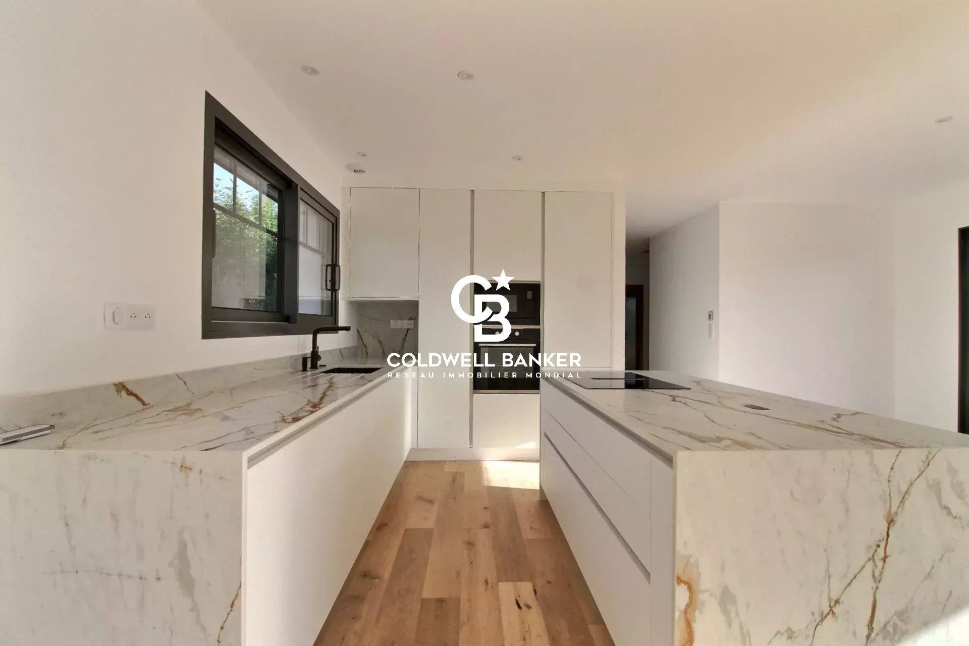 Villa neuve 5 chambres au coeur de la Teste-de-Buch