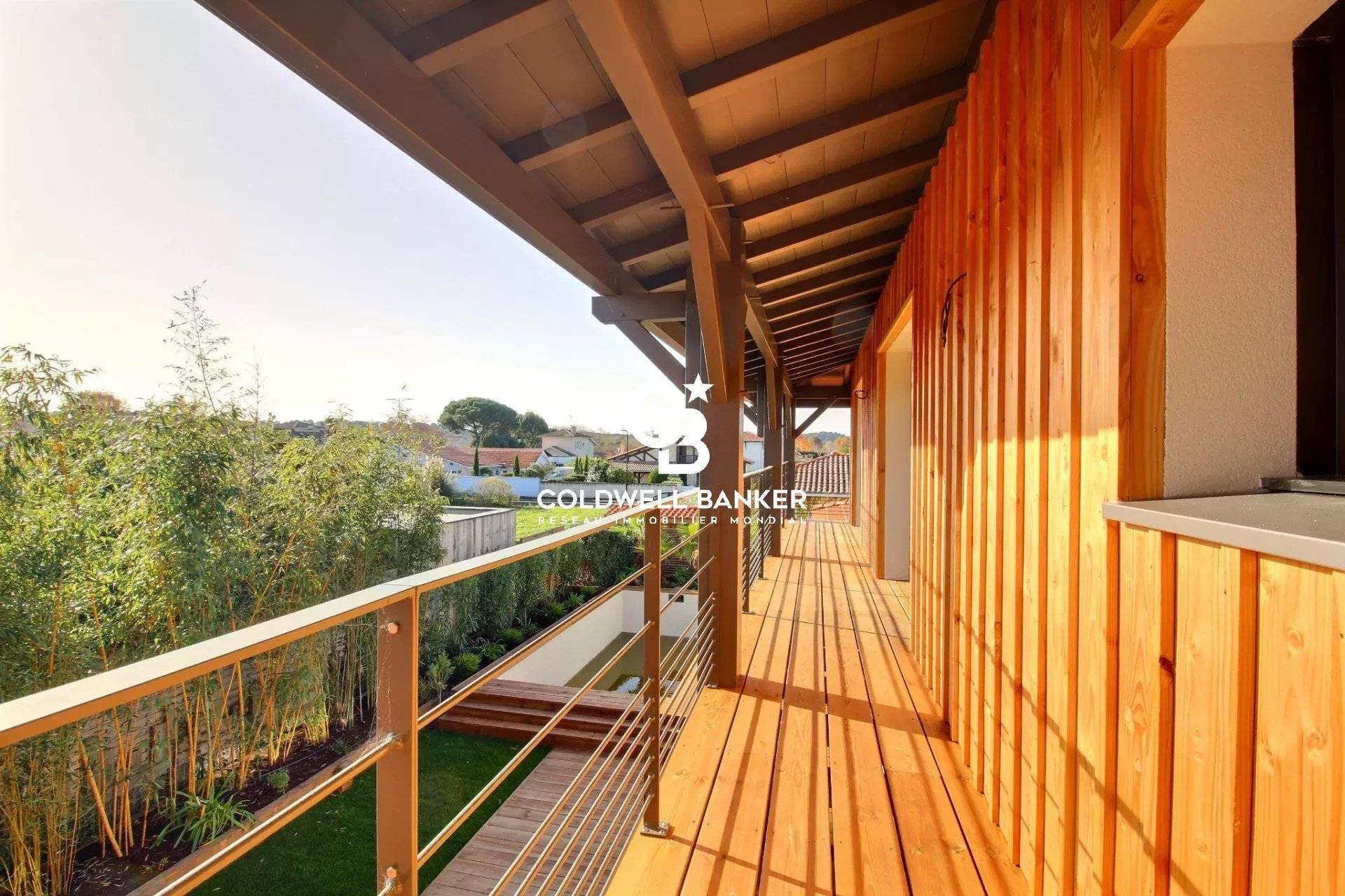 Villa neuve 5 chambres au coeur de la Teste-de-Buch