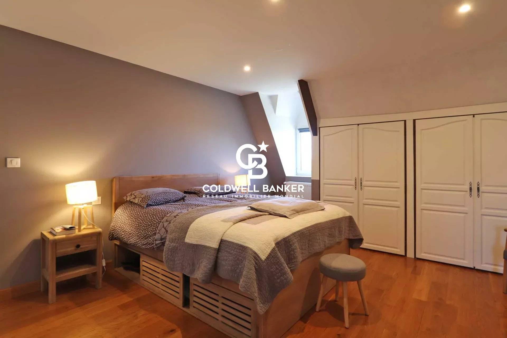 Maison à vendre Périgueux - Chartreuse du 16ème rénovée avec piscine intérieure 