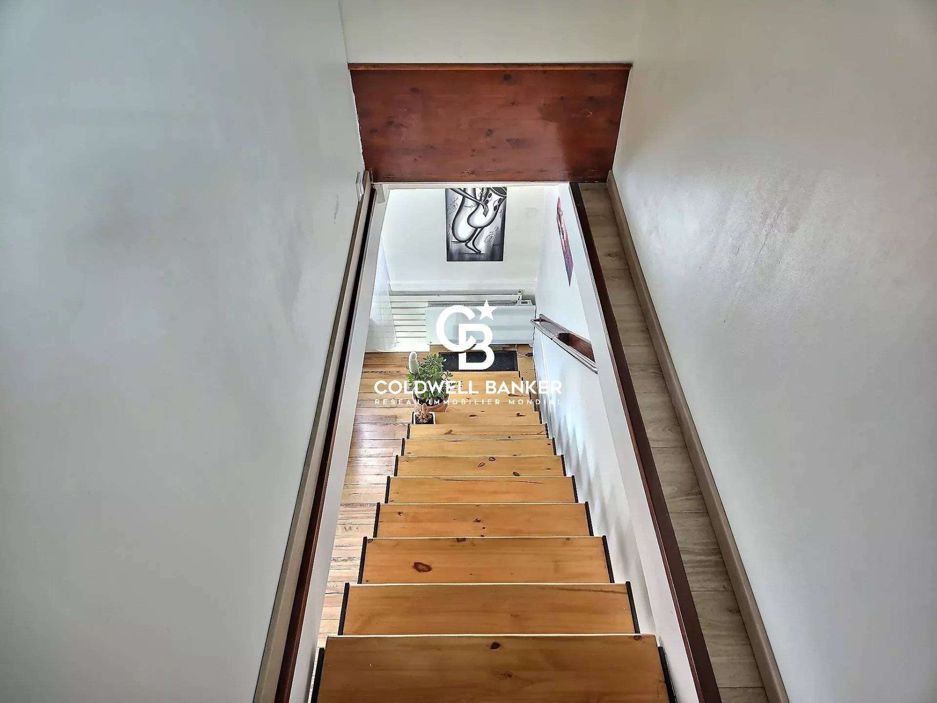 Maison à vendre à Sanguinet – familiale rénovée, piscine, 4 chambres et dépendance proche lac