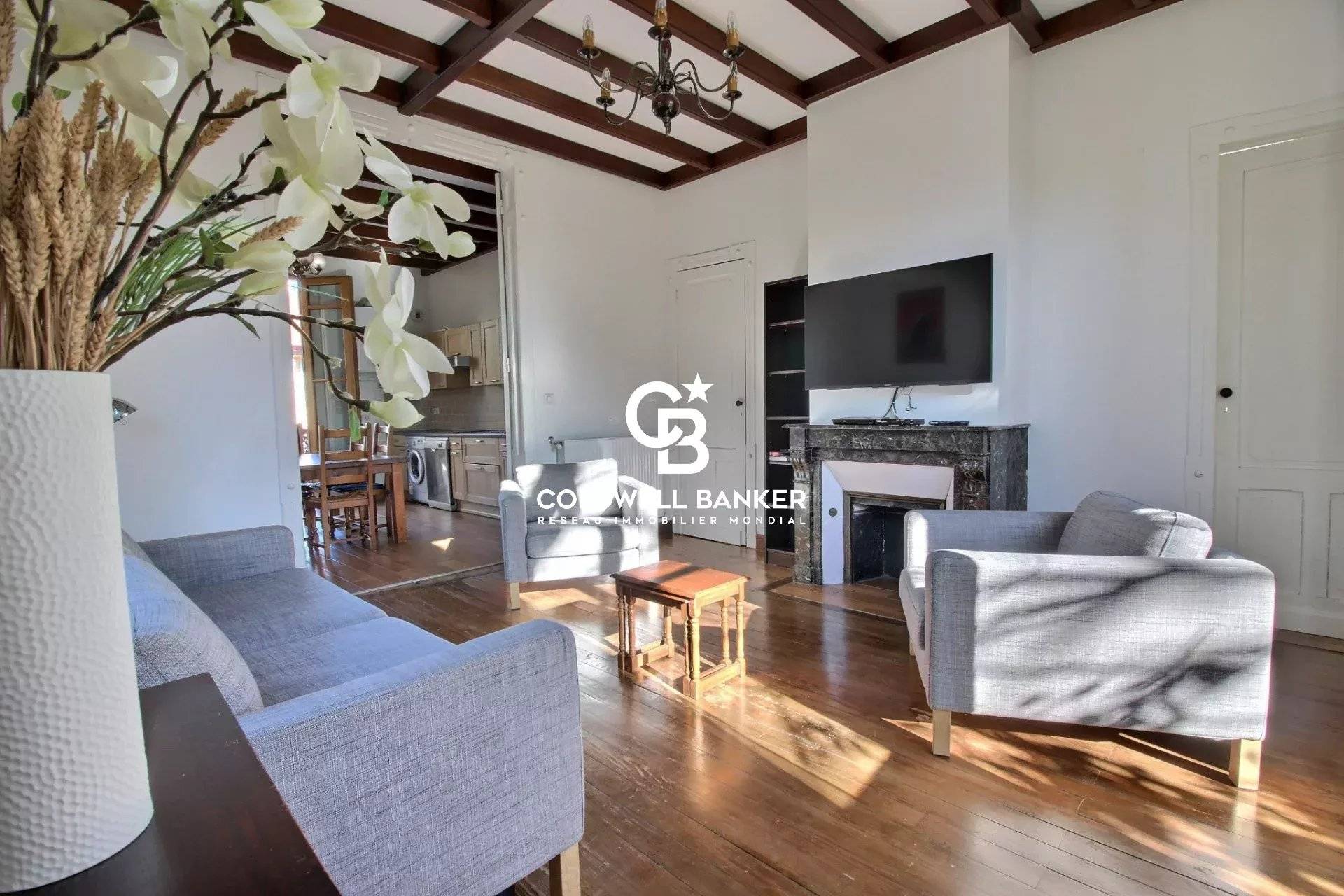 Appartement à vendre à Arcachon – T3 avec terrasse, piscine et cachet ancien dans la Ville d’Hiver