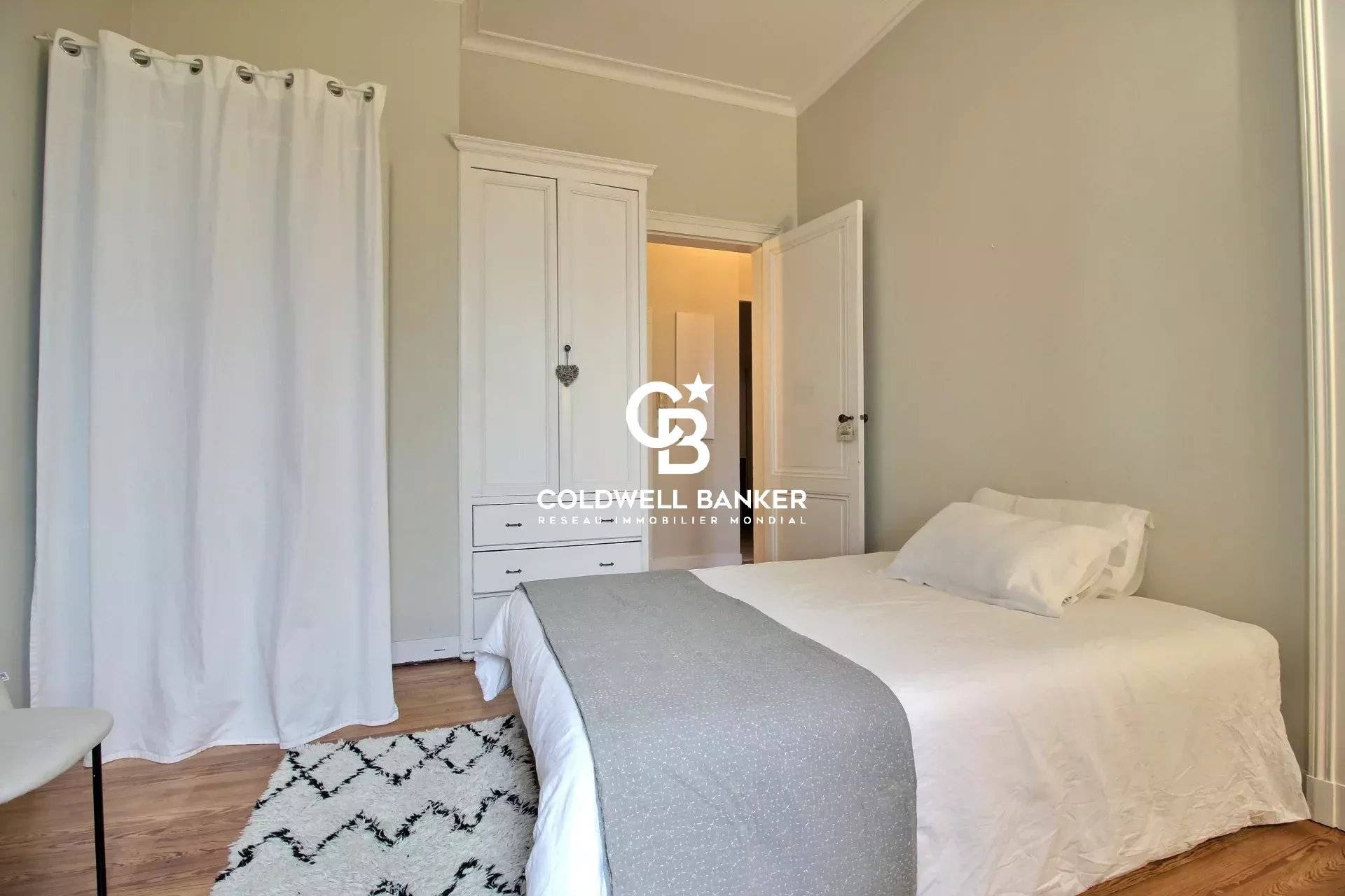 Appartement à vendre Arcachon - Ville d’Hiver, T4 lumineux, terrasse 15 m², 3 chambres, cellier, parking