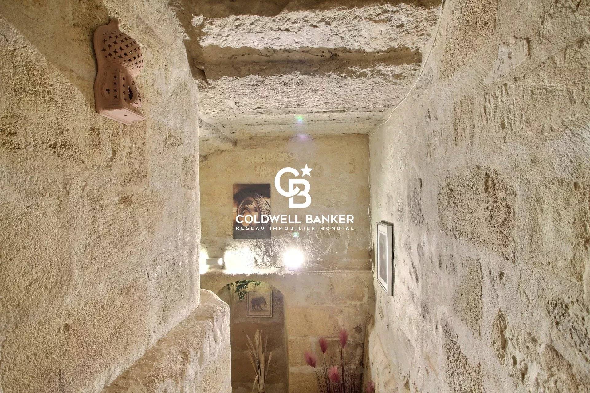 Appartement à vendre à Bordeaux – Loft Quartier Saint Pierre 