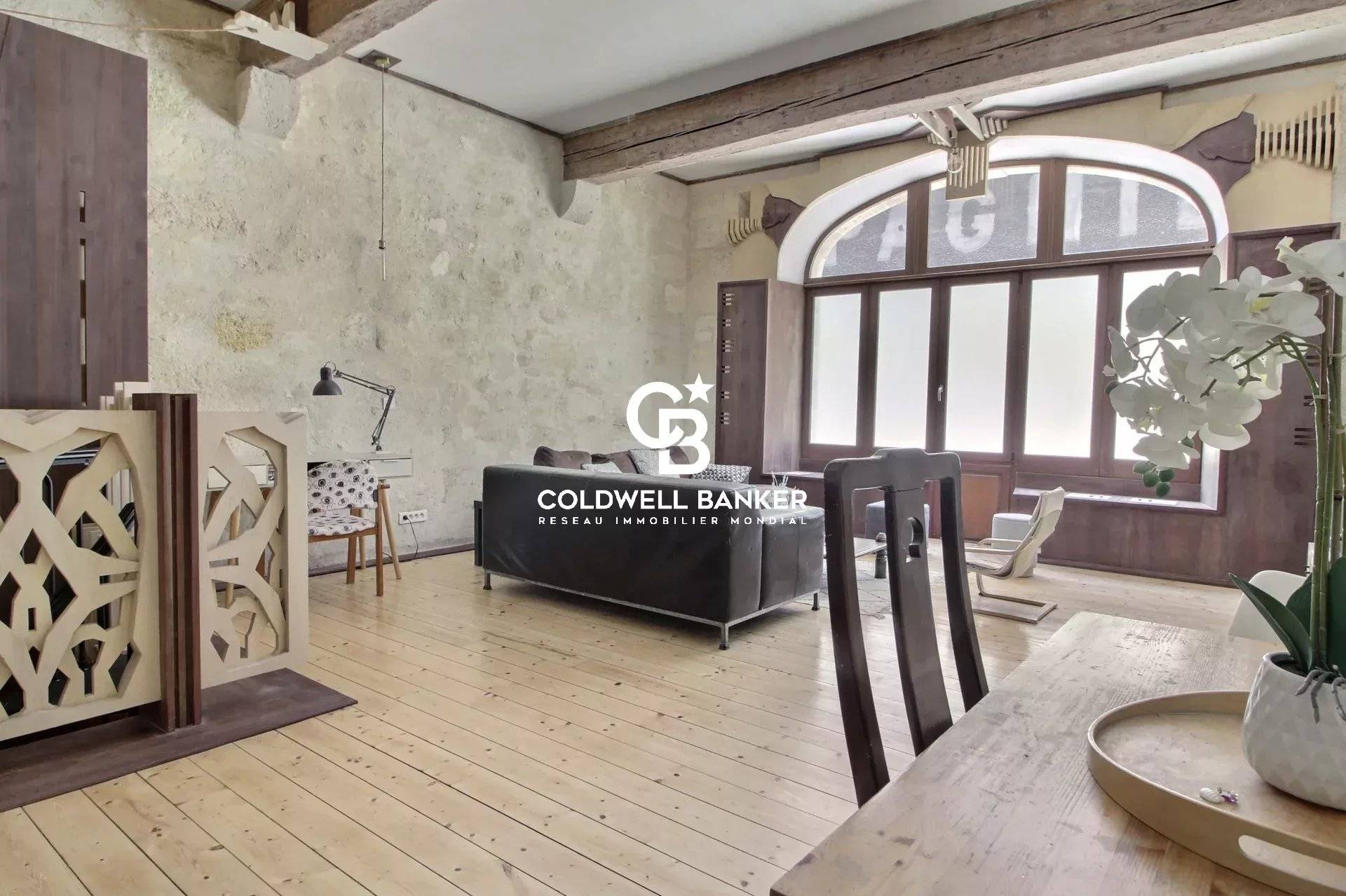 Appartement à vendre à Bordeaux – Loft Quartier Saint Pierre 