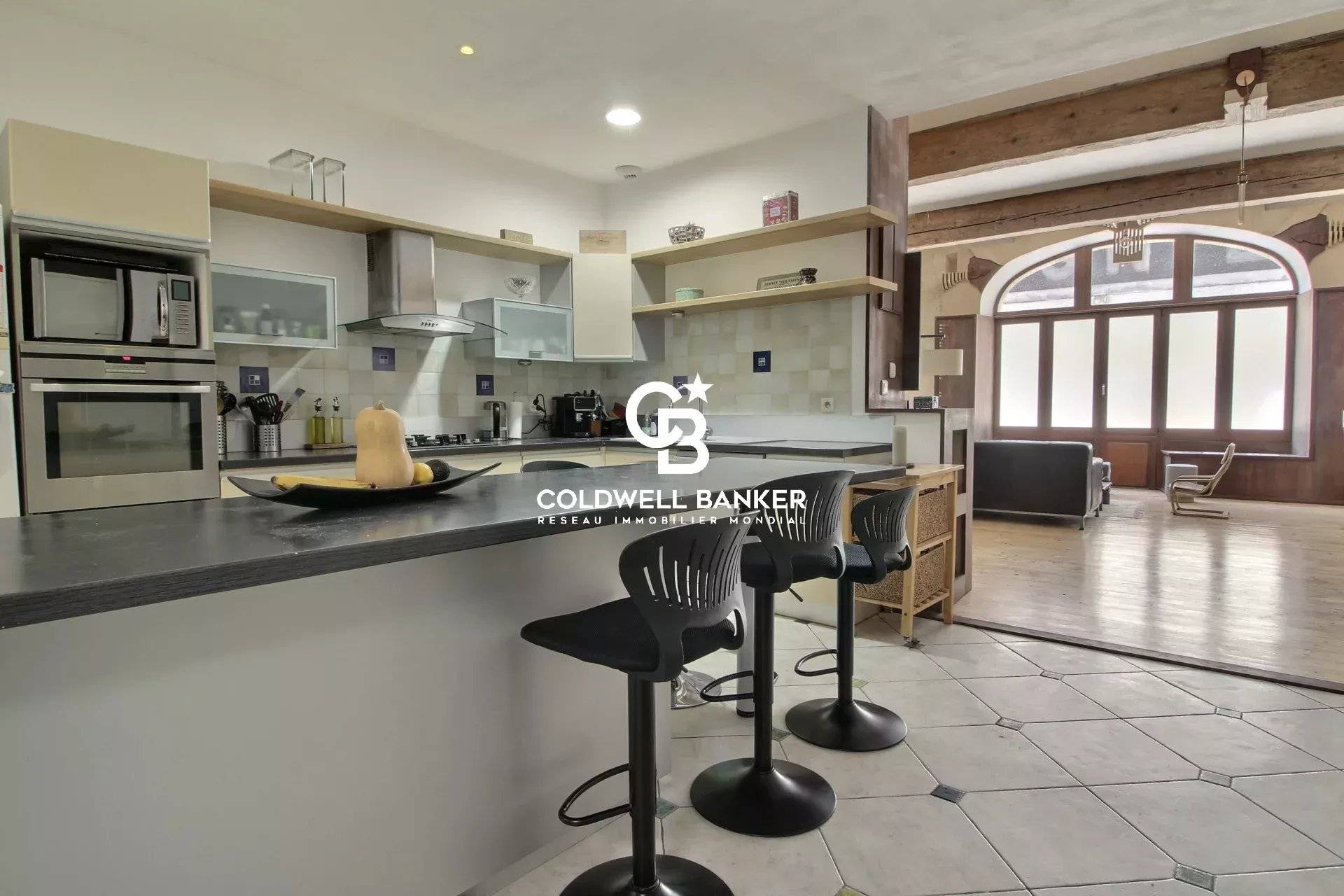 Appartement à vendre à Bordeaux – Loft Quartier Saint Pierre 