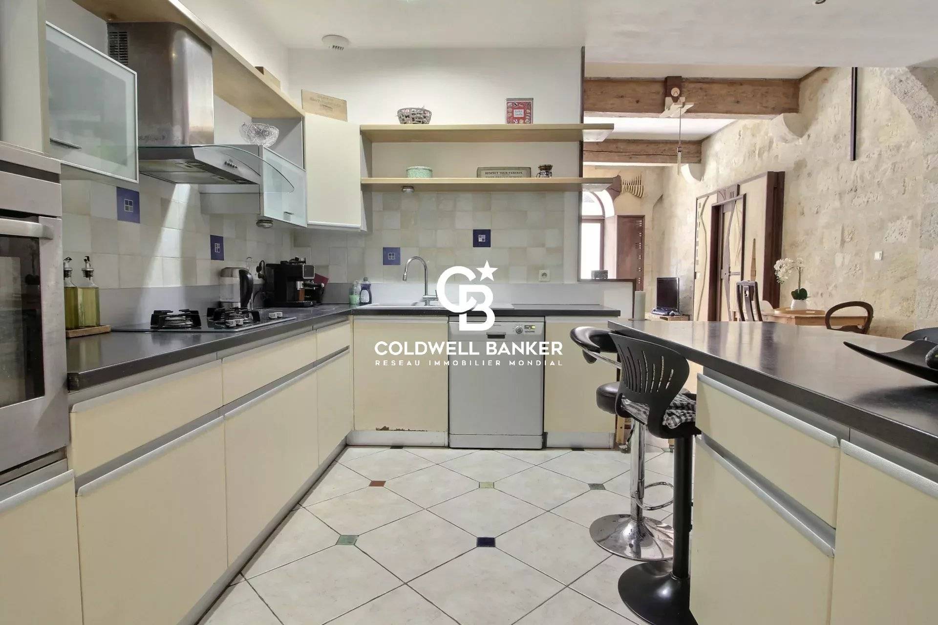 Appartement à vendre à Bordeaux – Loft Quartier Saint Pierre 