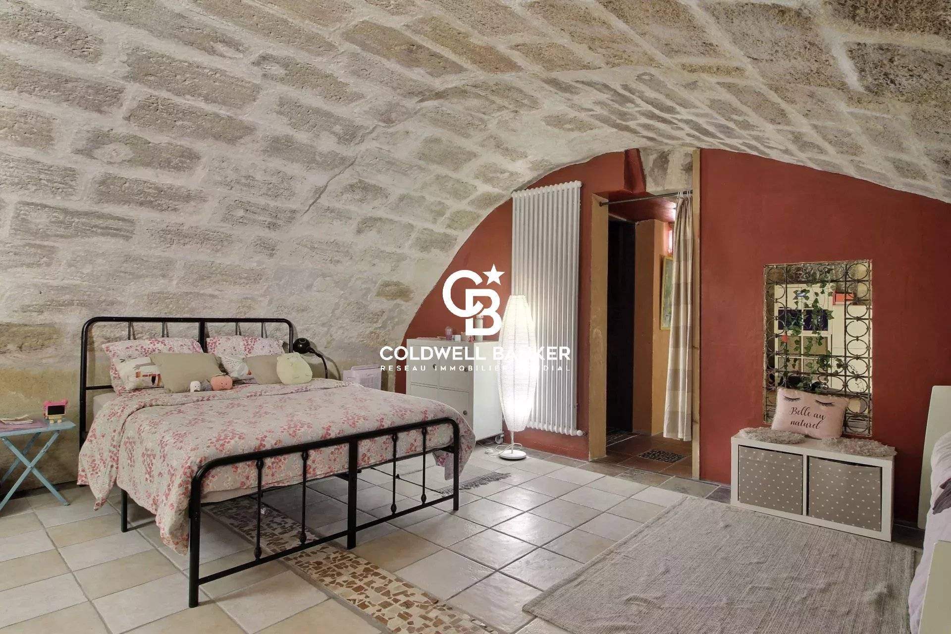 Appartement à vendre à Bordeaux – Loft Quartier Saint Pierre 