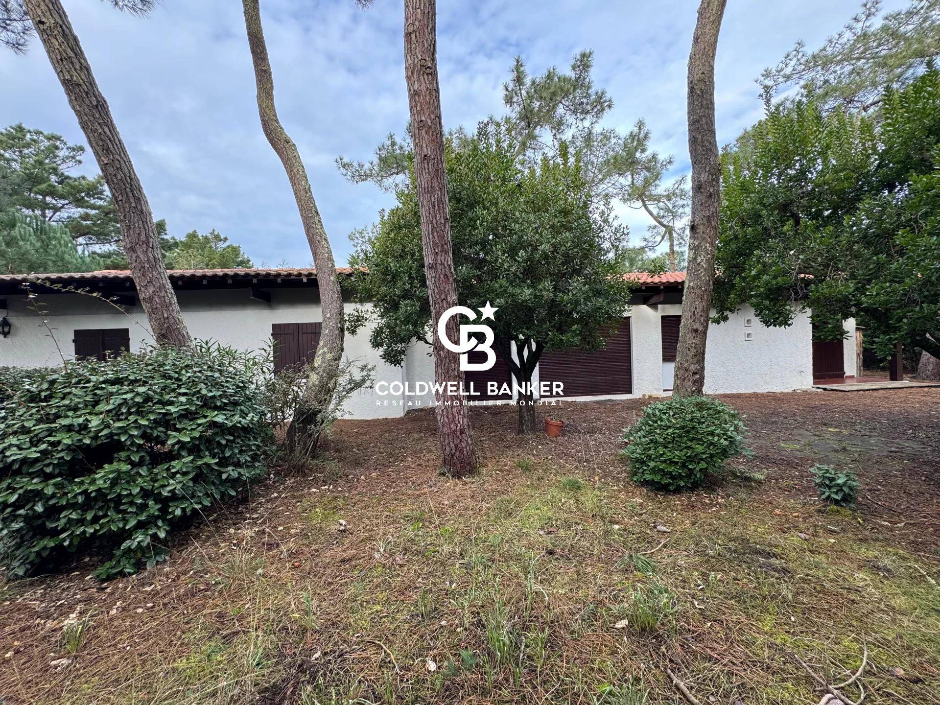 Maison à vendre au Cap-Ferret – villa à rénover proche de l’océan dans un quartier recherché