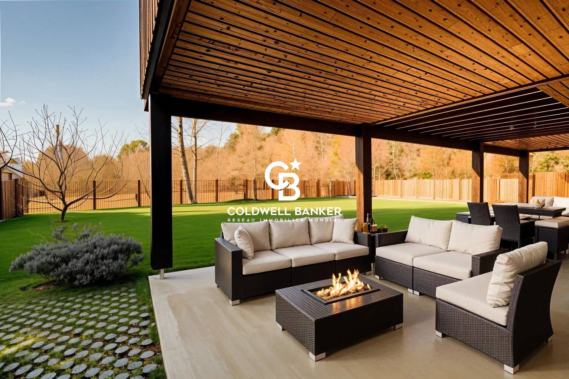 Maison à vendre à Lanton - vue bassin, architecture bois, 267 m²